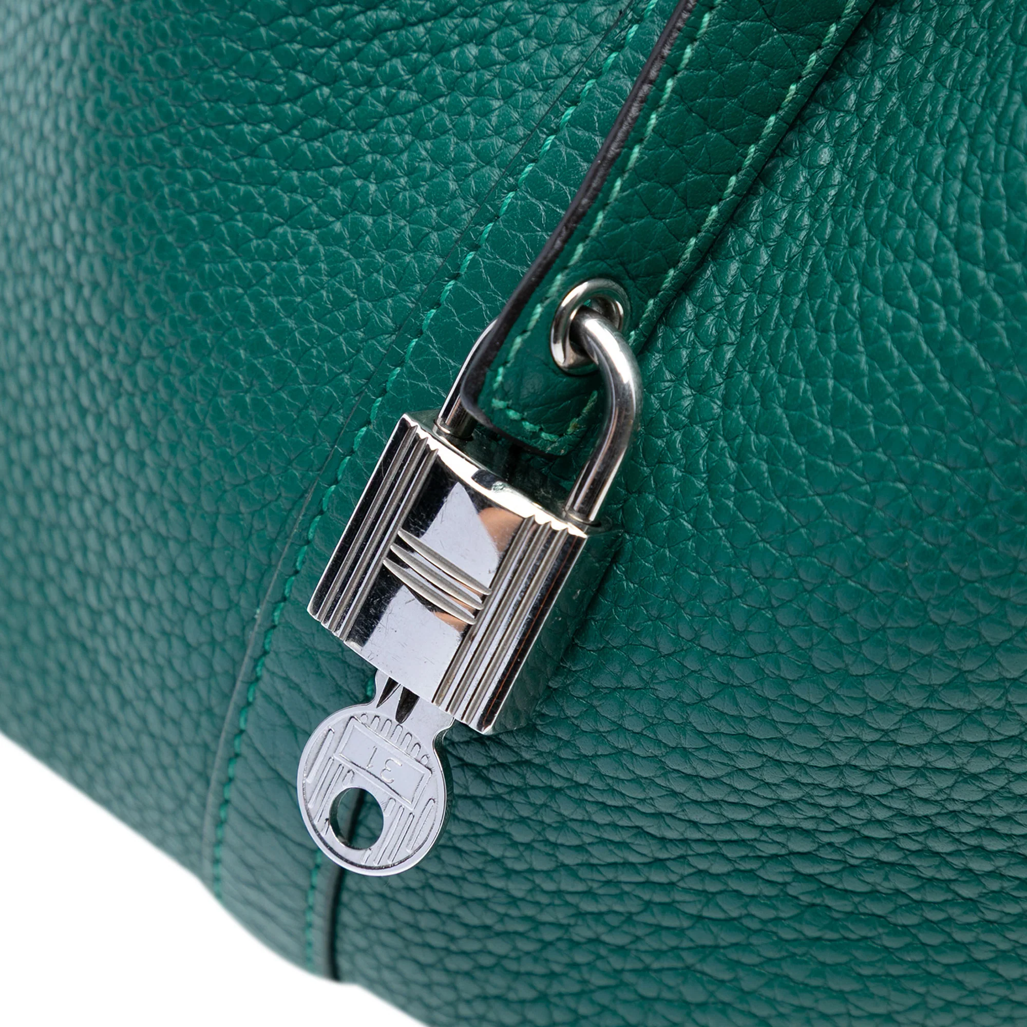 Hermes | Pre-Owned Clemence Picotin Lock 22 | Green - Image 9