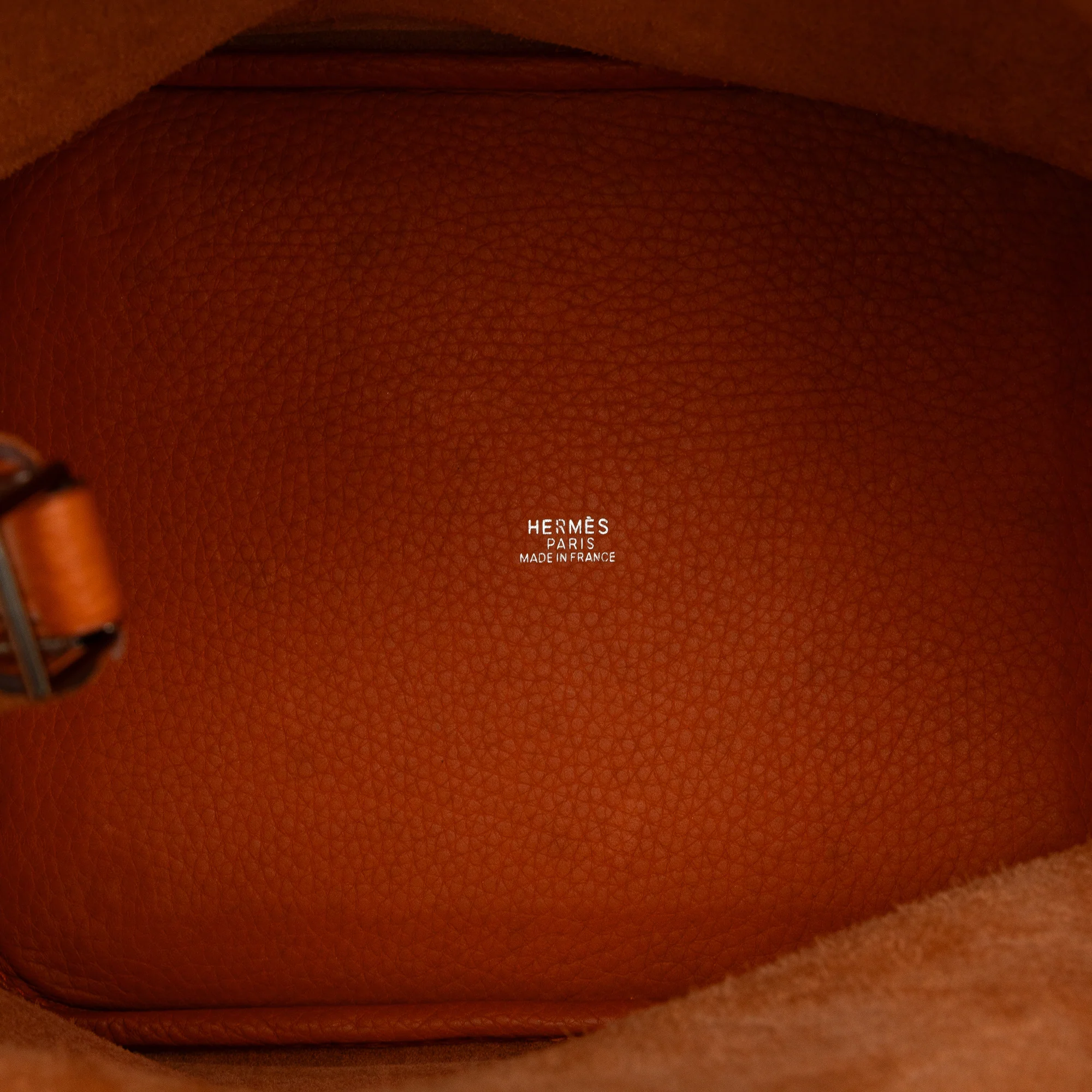 Hermes | Pre-Owned Clemence Picotin Lock 22 | Orange - Image 8