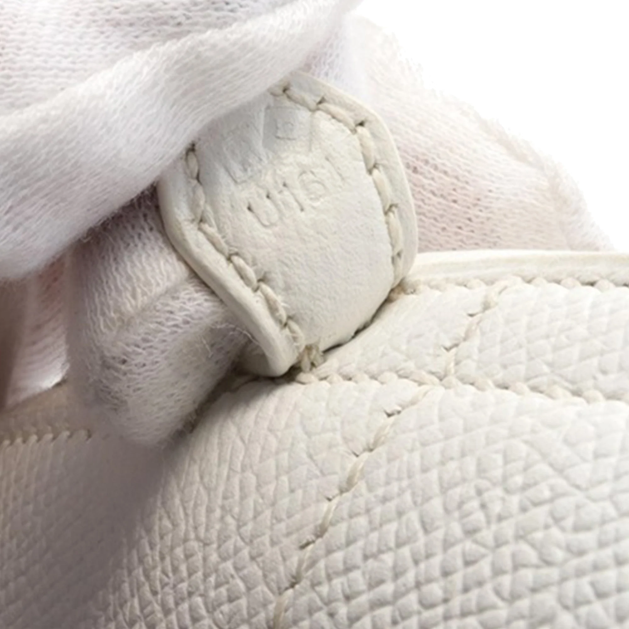 Hermes | Pre-Owned Epsom Bolide 27 | White/Off White - Image 6