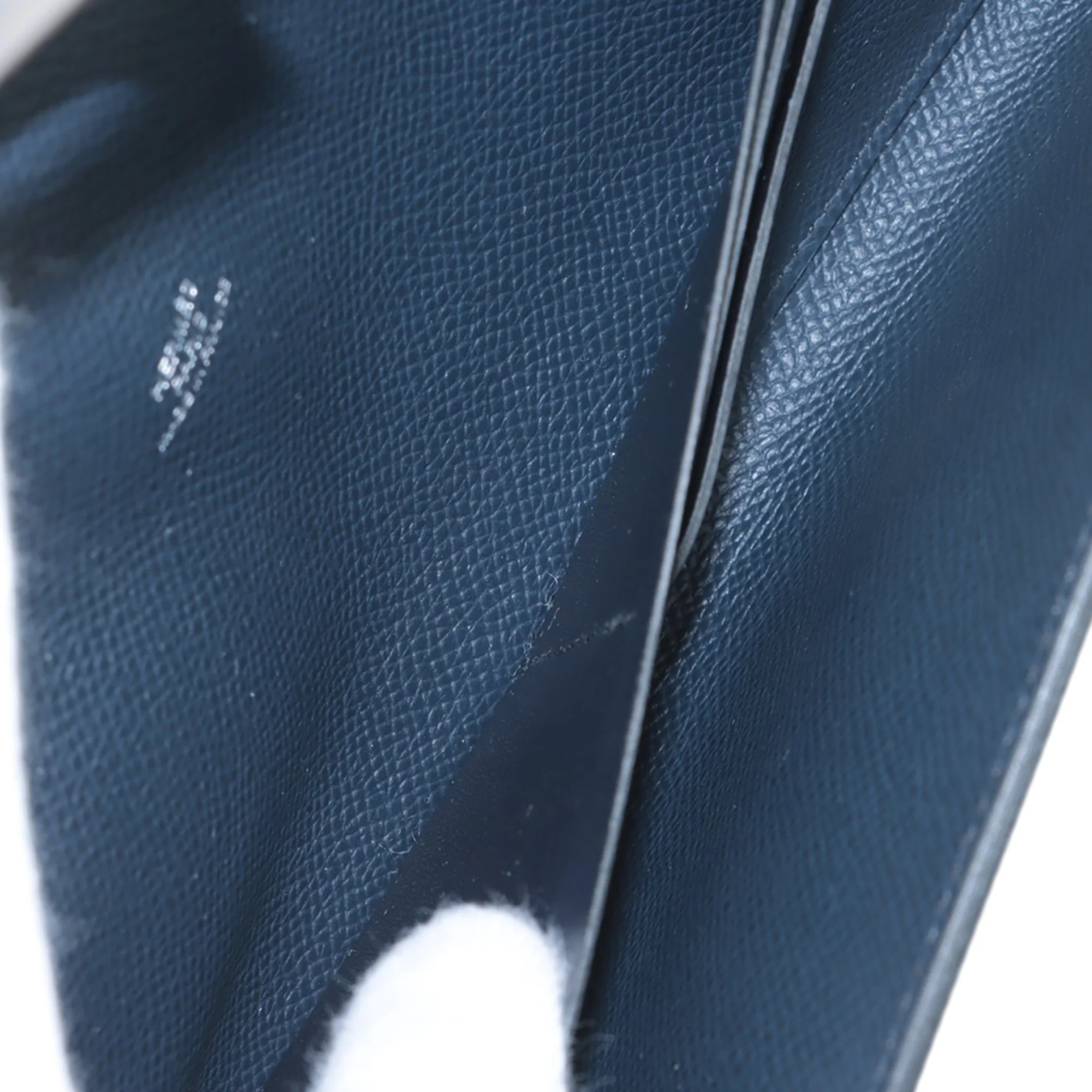 Hermes | Pre-Owned Epsom Chaine d Ancre To Go Wallet | Blue/Navy - Image 4