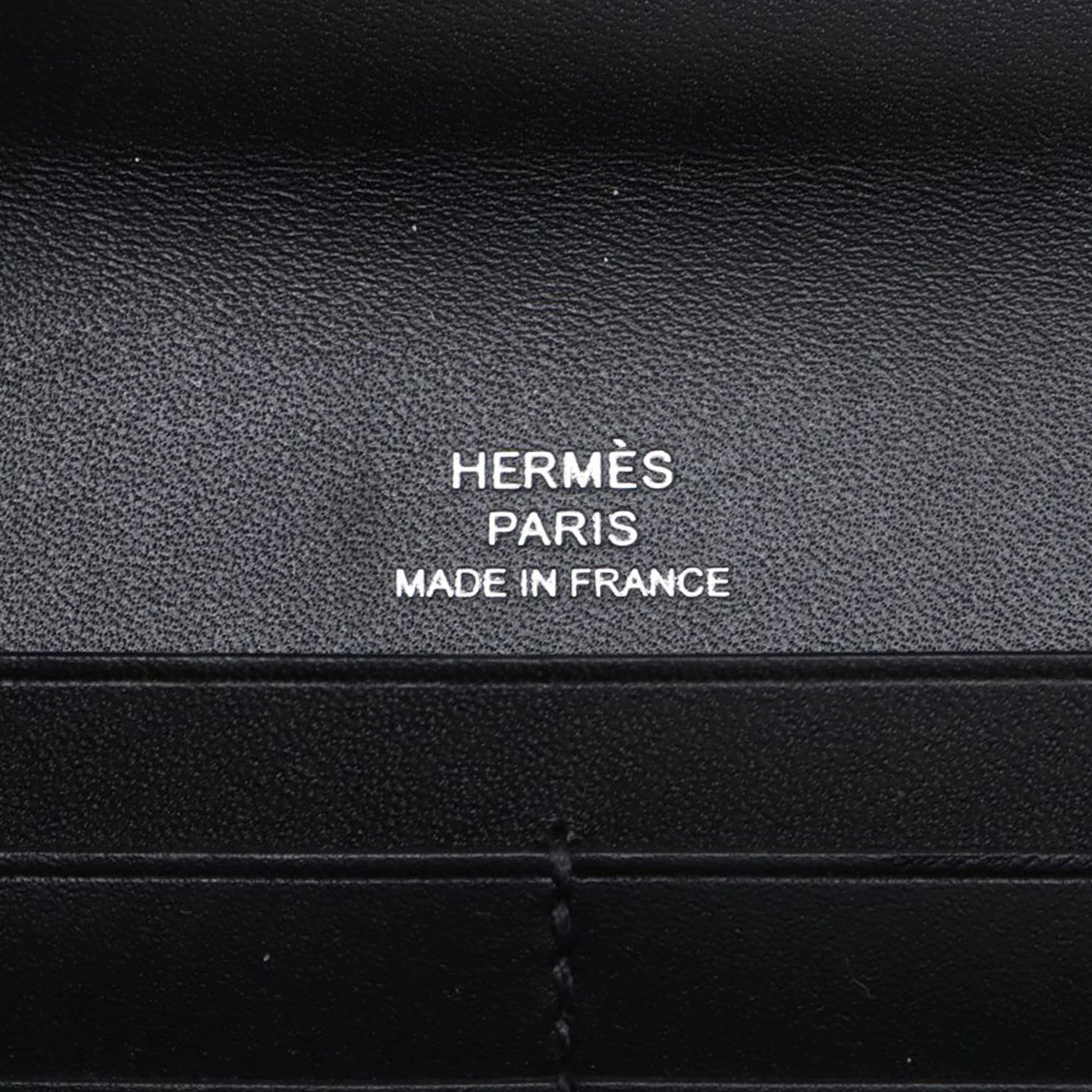Hermes | Pre-Owned Veau Jonathan Maillon To Go Wallet | Black - Image 6