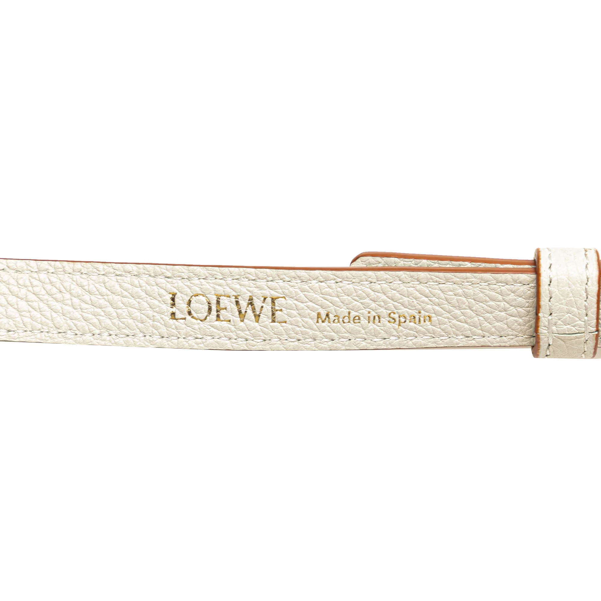 LOEWE | Pre-Owned Leather Amazona Square 19 | White - Image 5
