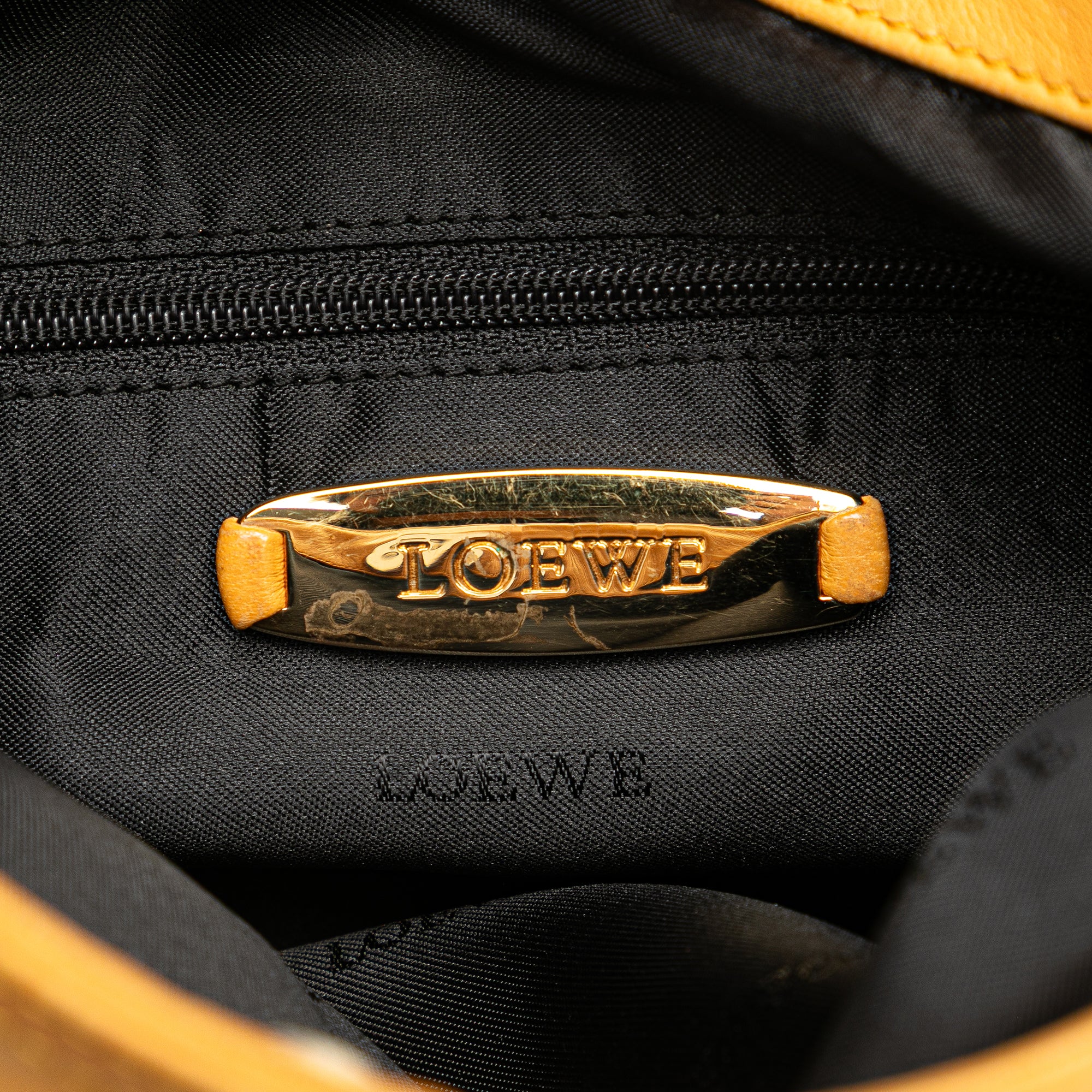 LOEWE | Pre-Owned Nappa Handbag | Yellow/Mustard - Image 10