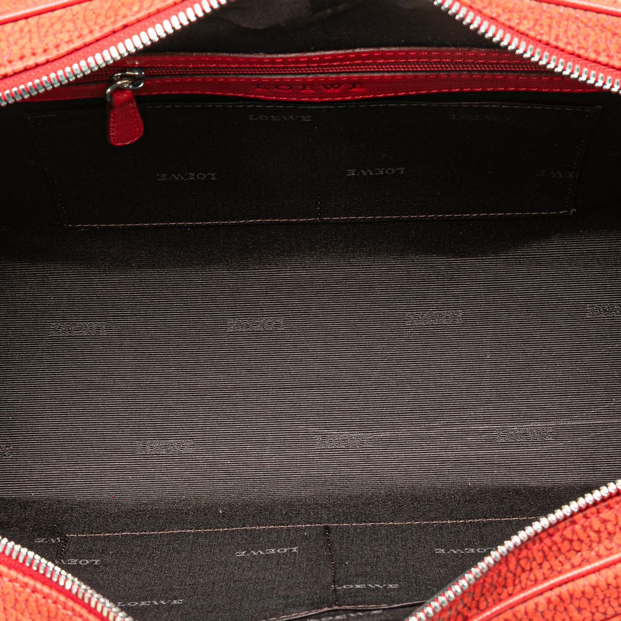 LOEWE | Pre-Owned Nubuck Senda Handbag | Red - Image 8