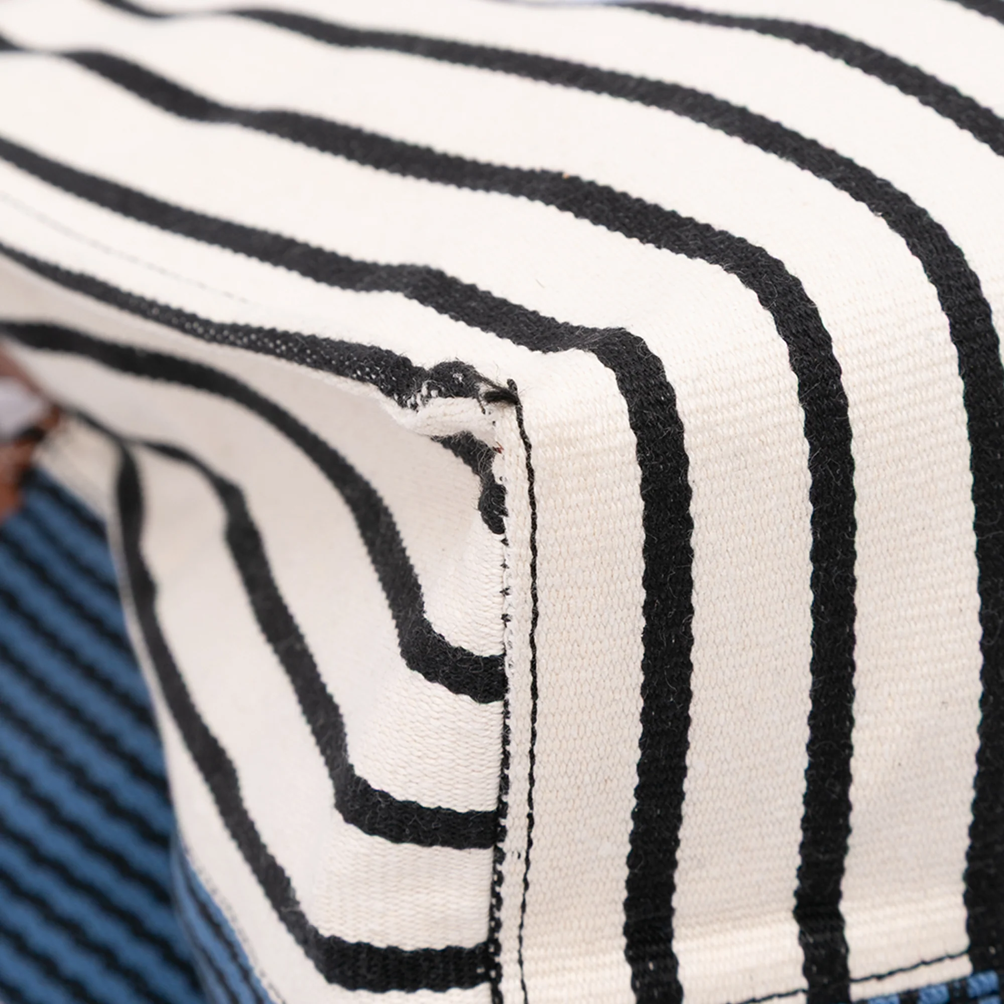 LOEWE | Pre-Owned Paulas Ibiza Large Canvas Stripes Cushion Tote | Red - Image 10