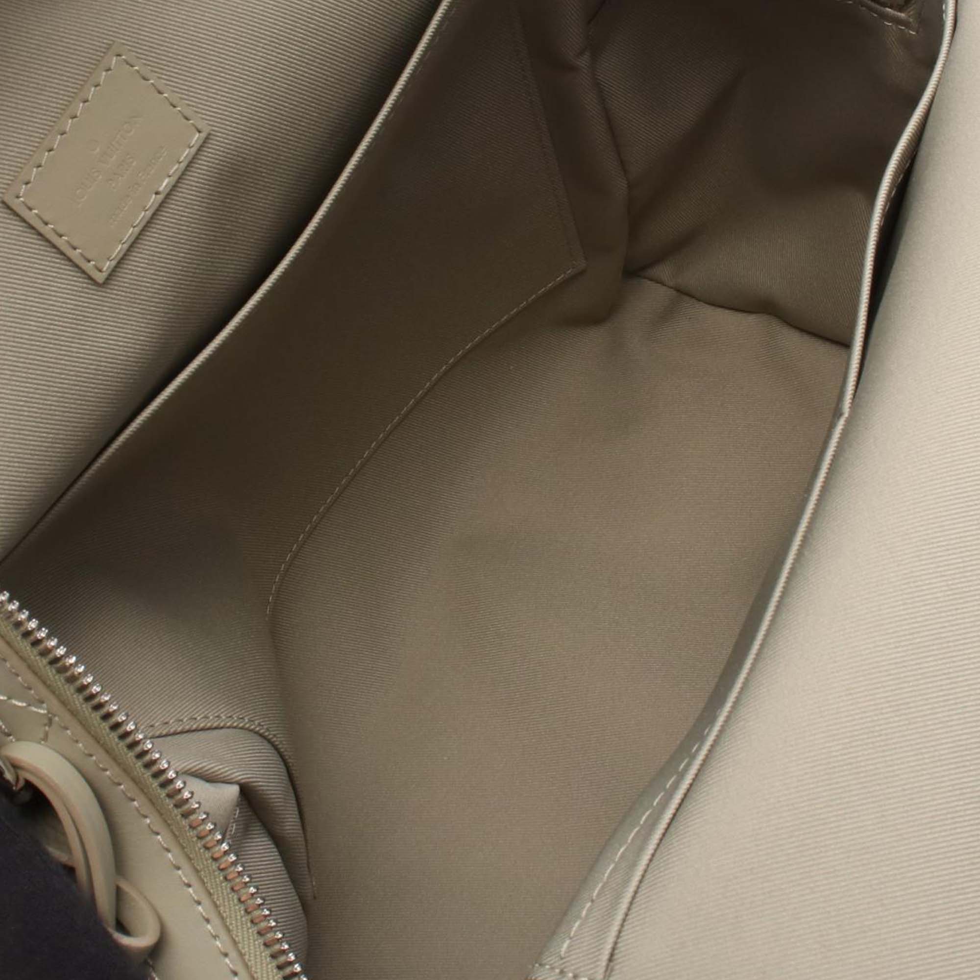 Louis Vuitton | Pre-Owned Aerogram Takeoff Backpack | Green/Mint - Image 3