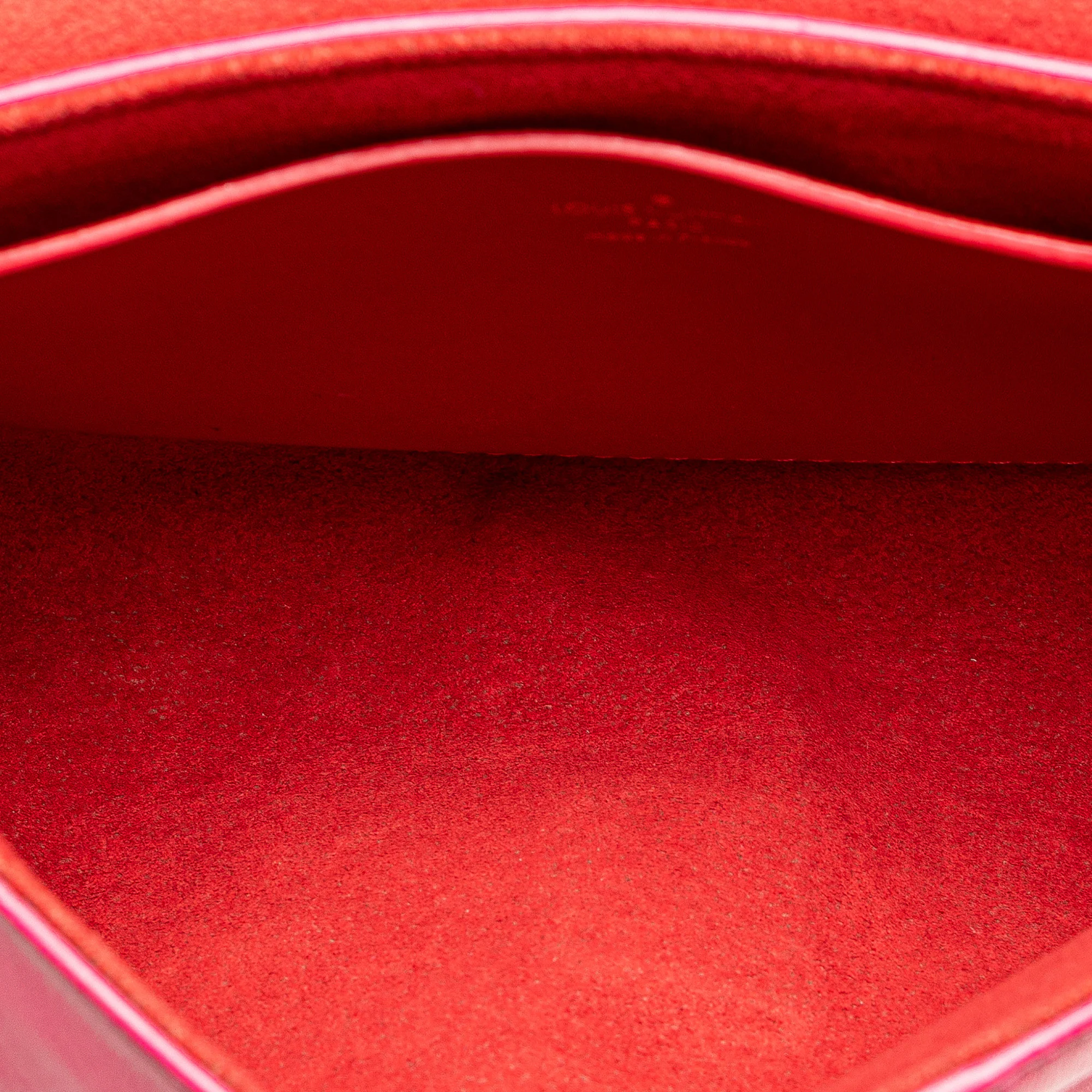 Louis Vuitton | Pre-Owned Bicolor Love Note | Red - Image 9