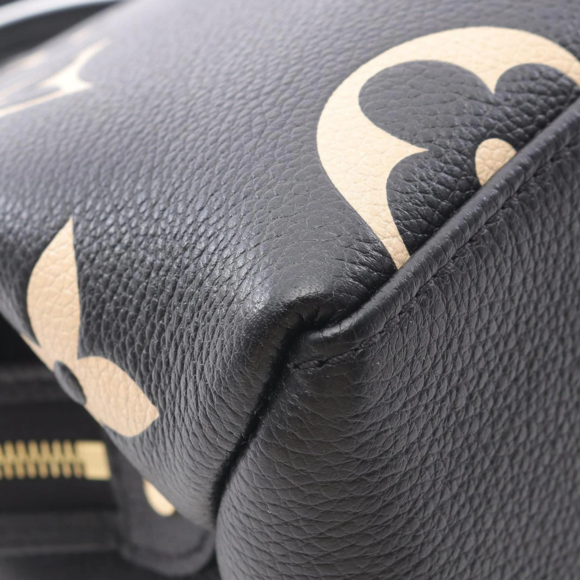 Louis Vuitton | Pre-Owned Bicolor Monogram Empreinte Giant Petit Palais | Black - Image 8