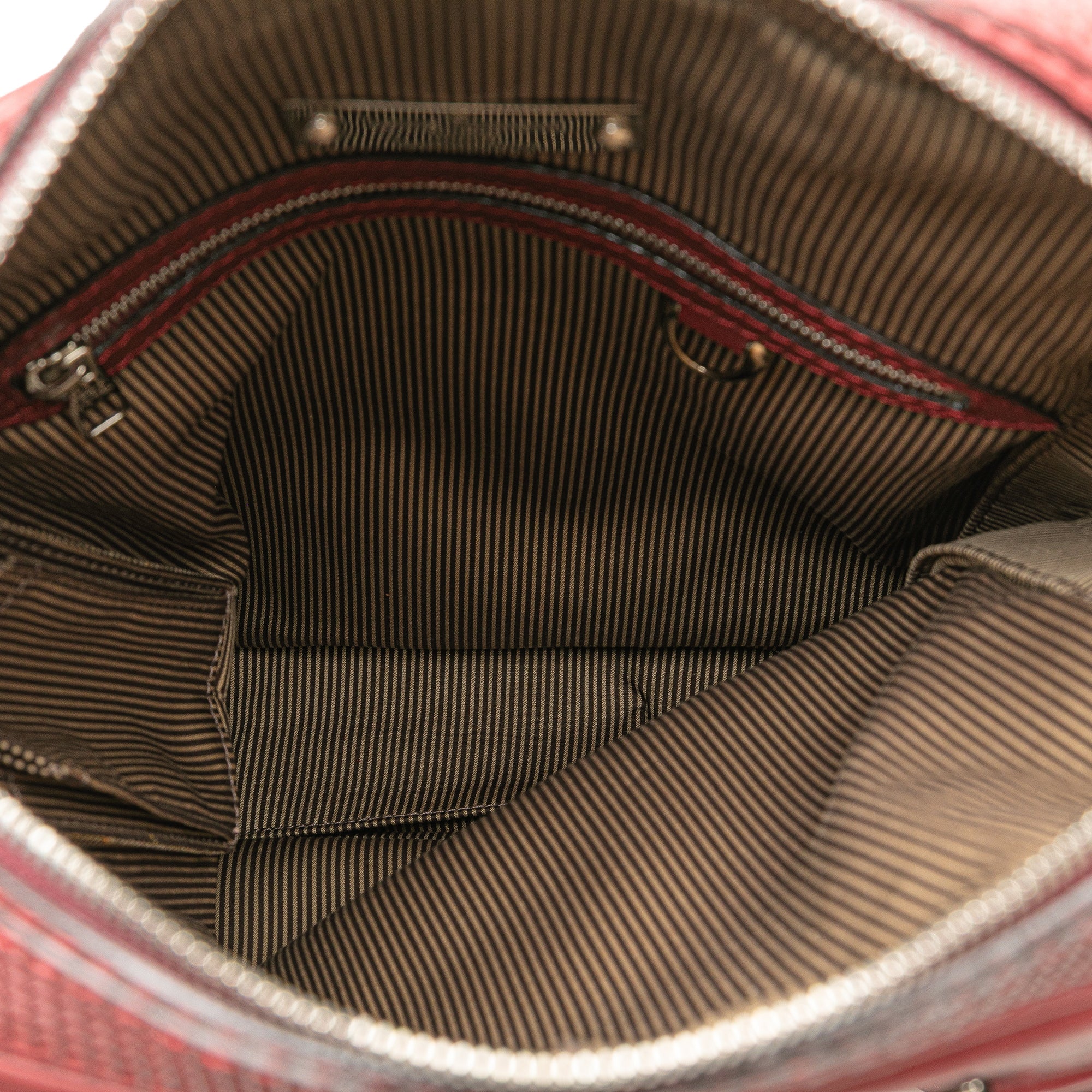 Louis Vuitton | Pre-Owned Cuir Bequia Porte Document Vertical Bag | Red - Image 5