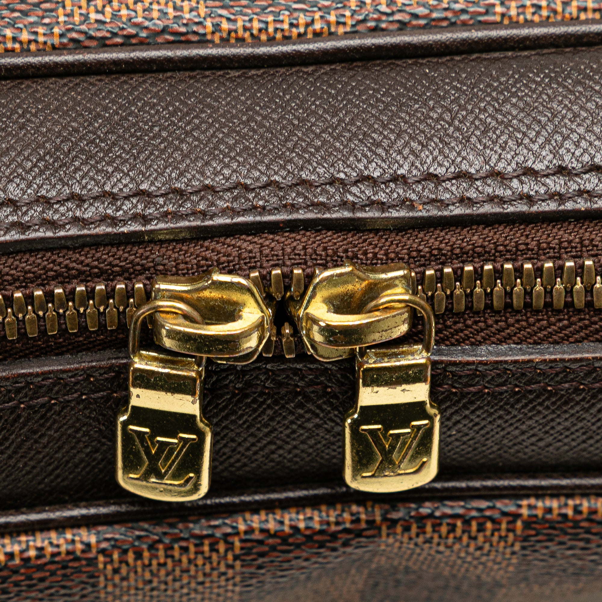 Louis Vuitton | Pre-Owned Damier Ebene Brera | Brown - Image 8