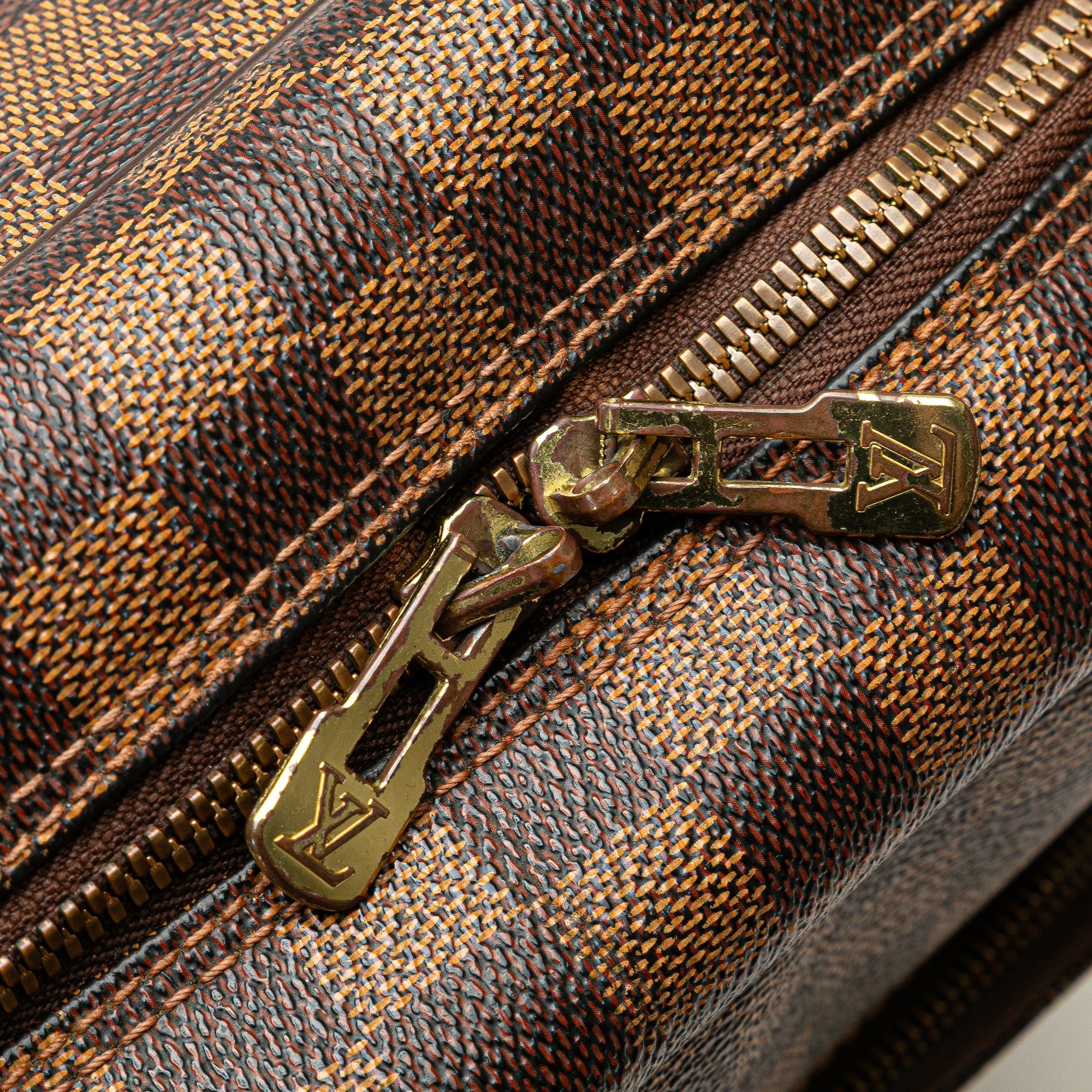 Louis Vuitton | Pre-Owned Damier Ebene Olav MM | Brown - Image 2