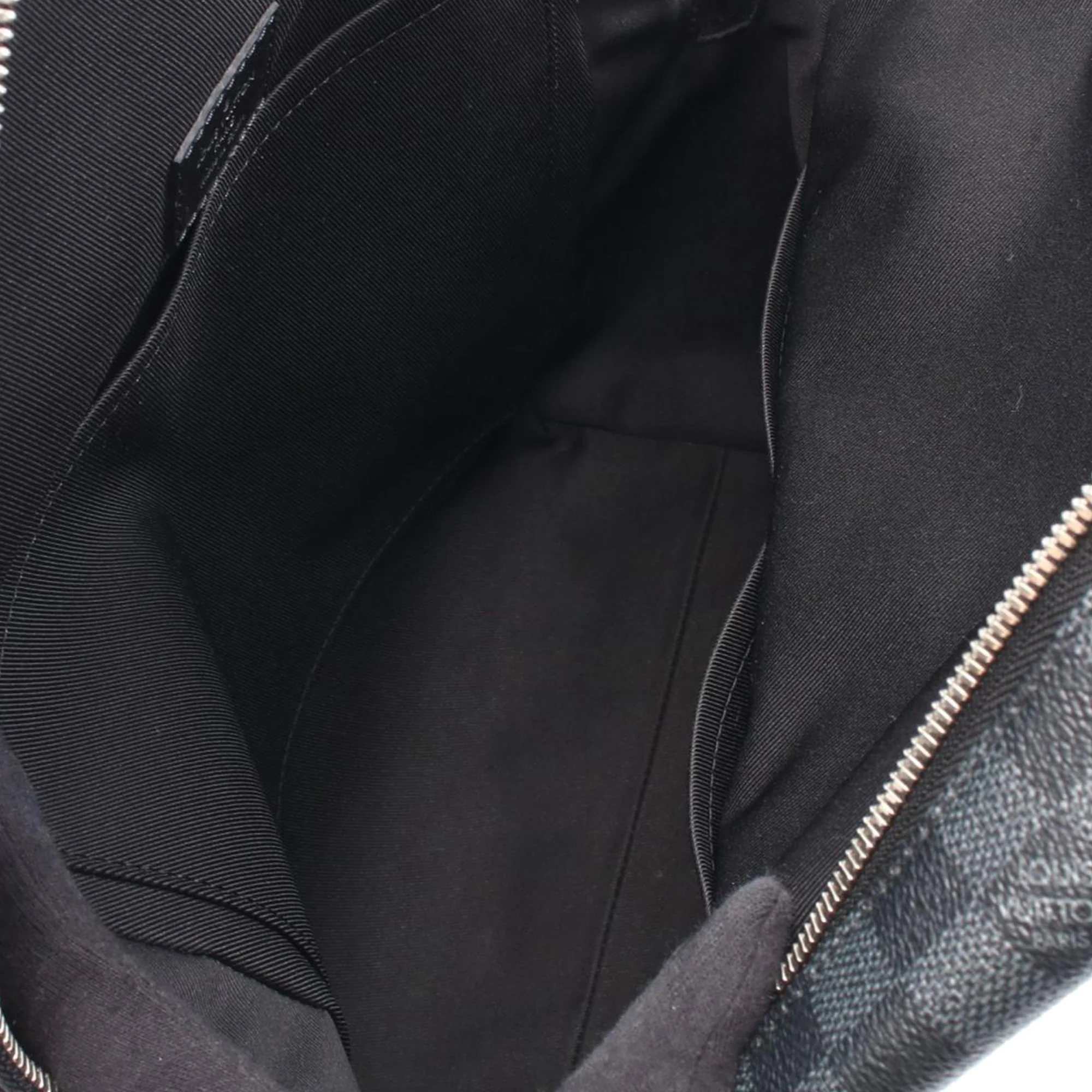 Louis Vuitton | Pre-Owned Damier Graphite 3D Campus | Black - Image 3