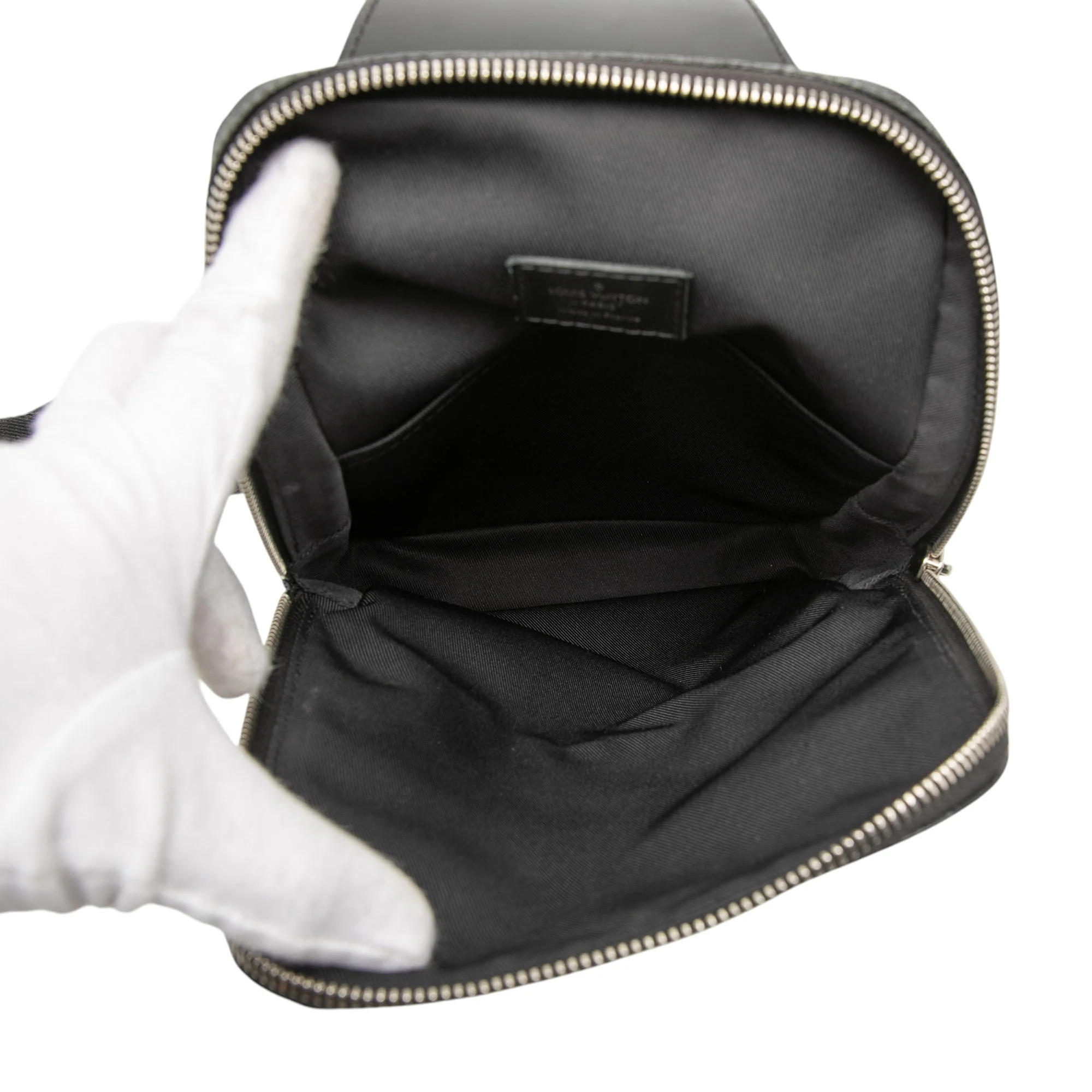 Louis Vuitton | Pre-Owned Damier Graphite Avenue Sling | Black - Image 5