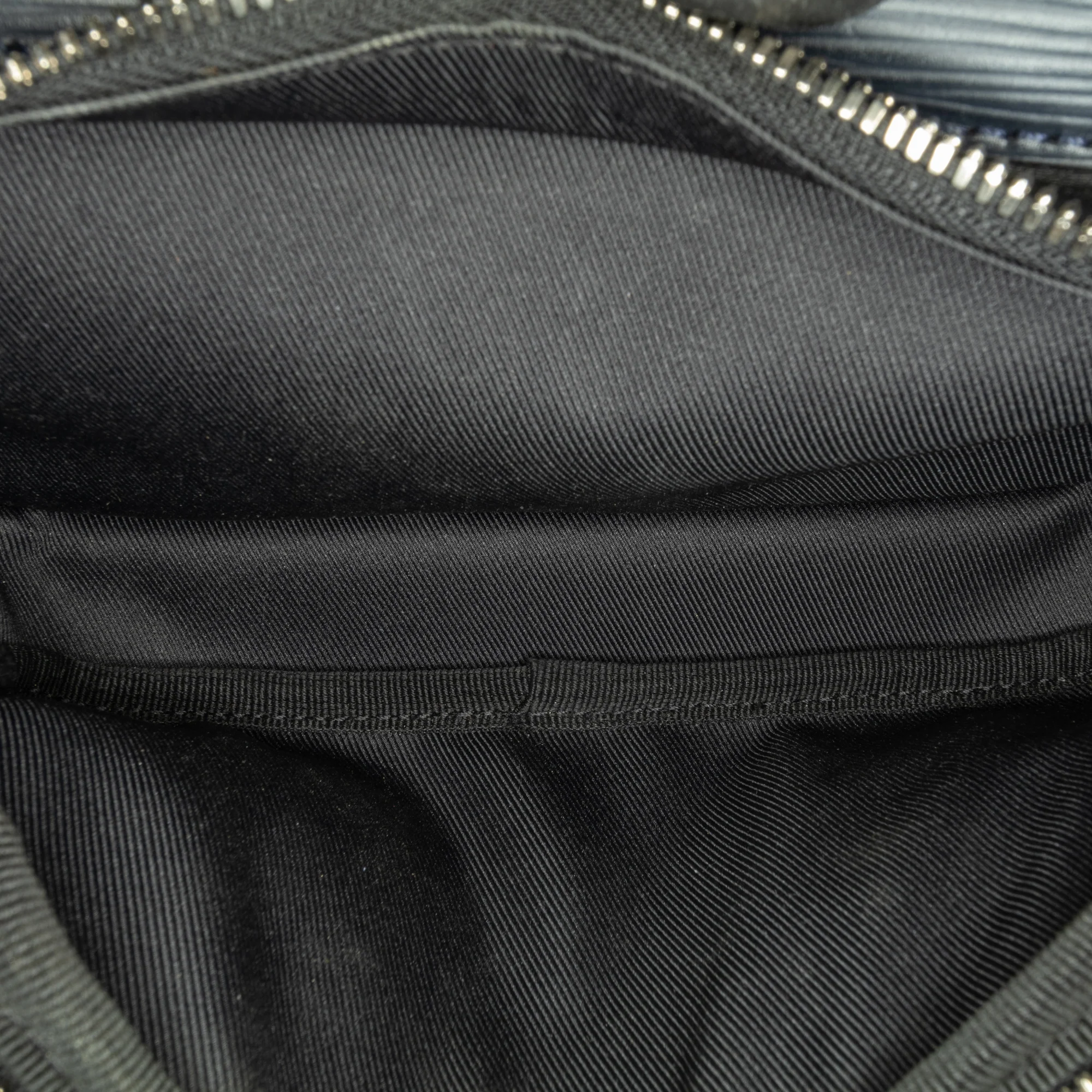 Louis Vuitton | Pre-Owned Epi Damier Graphite Bumbag | Blue/Dark Blue - Image 9