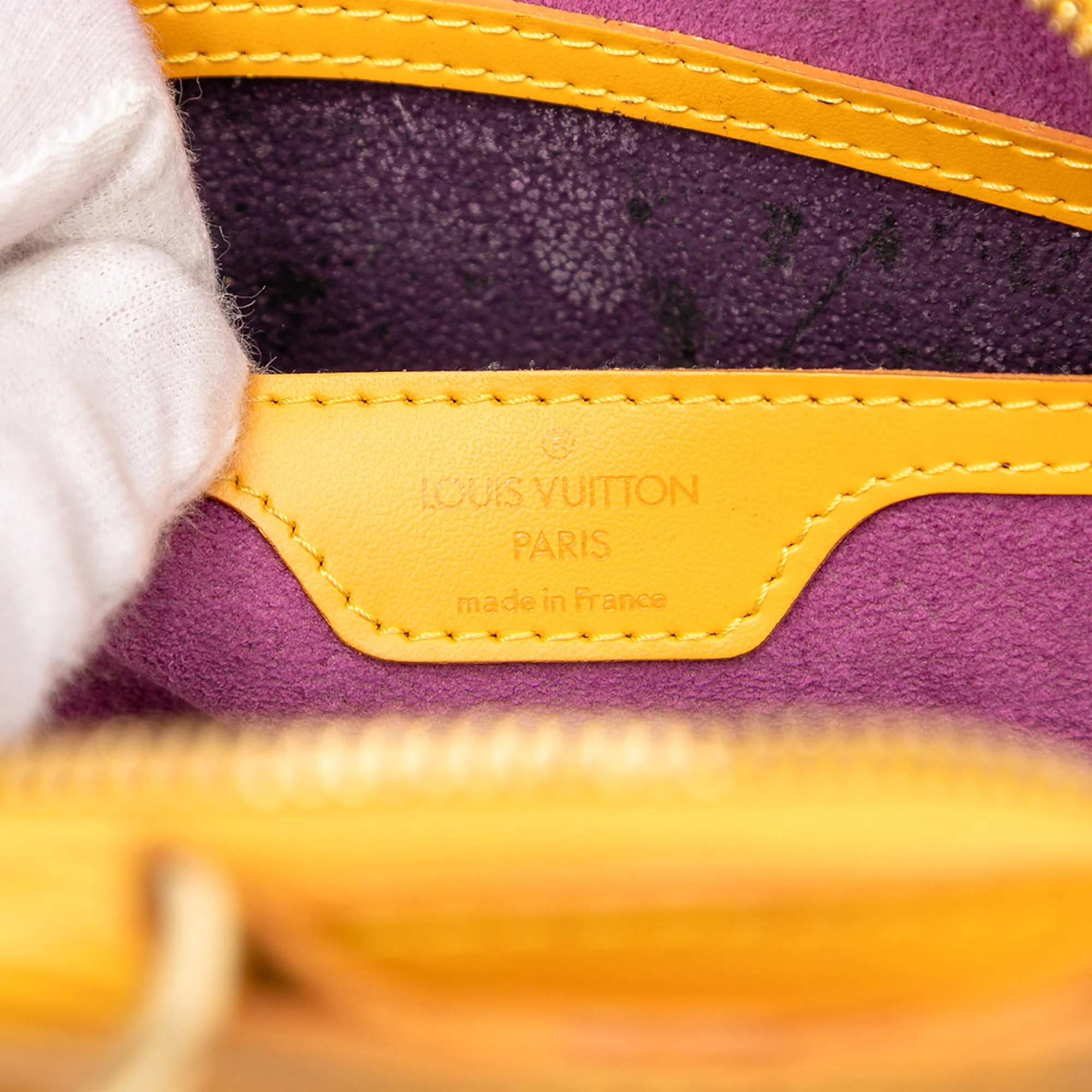 Louis Vuitton | Pre-Owned Epi Mabillon | Yellow - Image 6