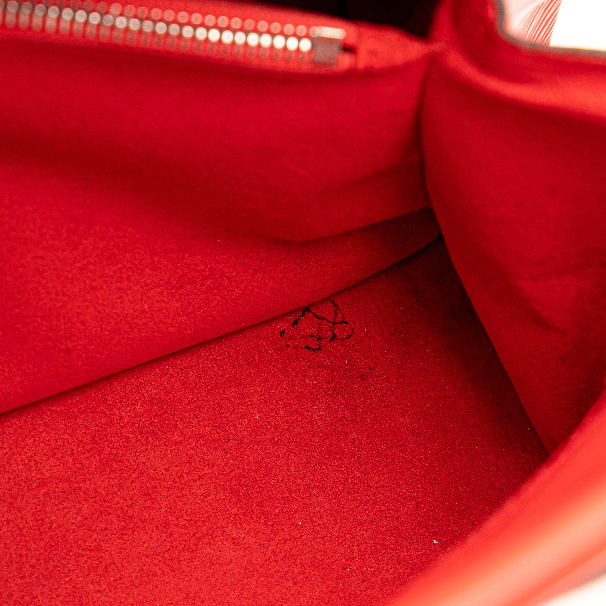 Louis Vuitton | Pre-Owned Epi Marly MM | Red - Image 10