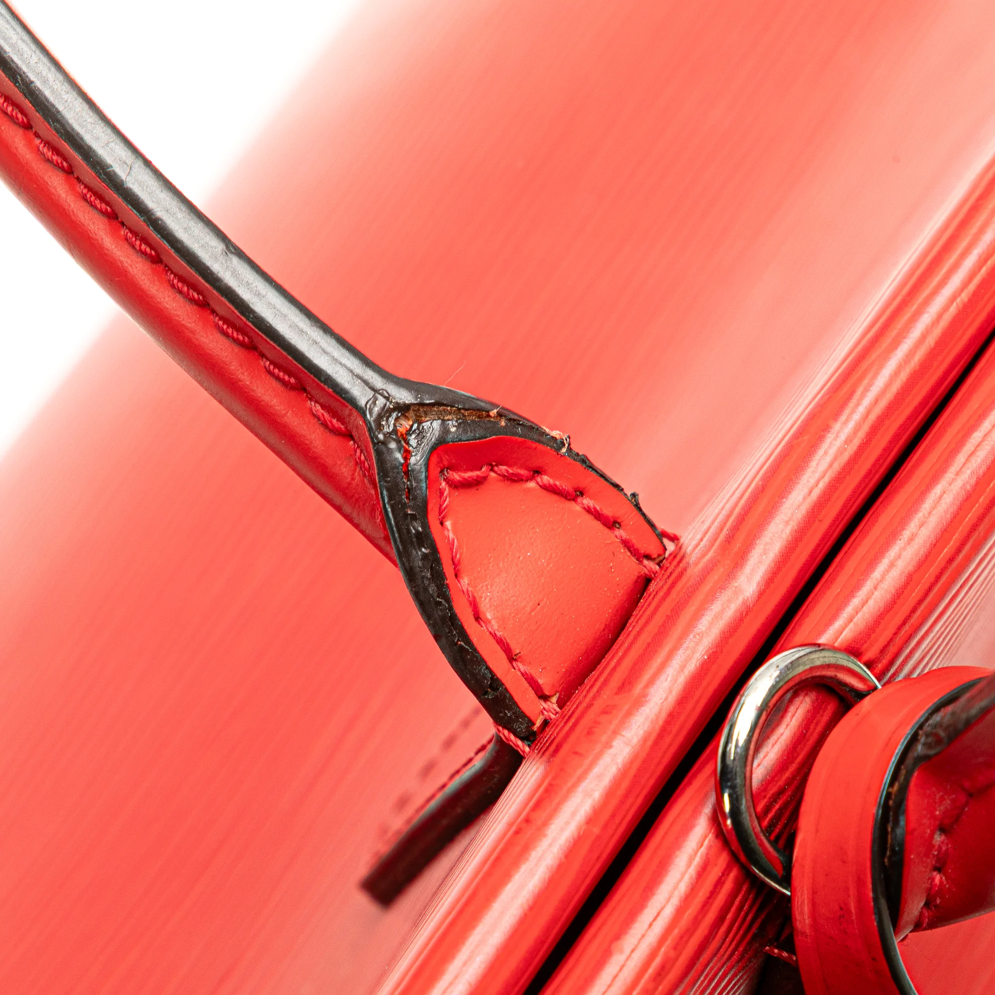 Louis Vuitton | Pre-Owned Epi Marly MM | Red - Image 2