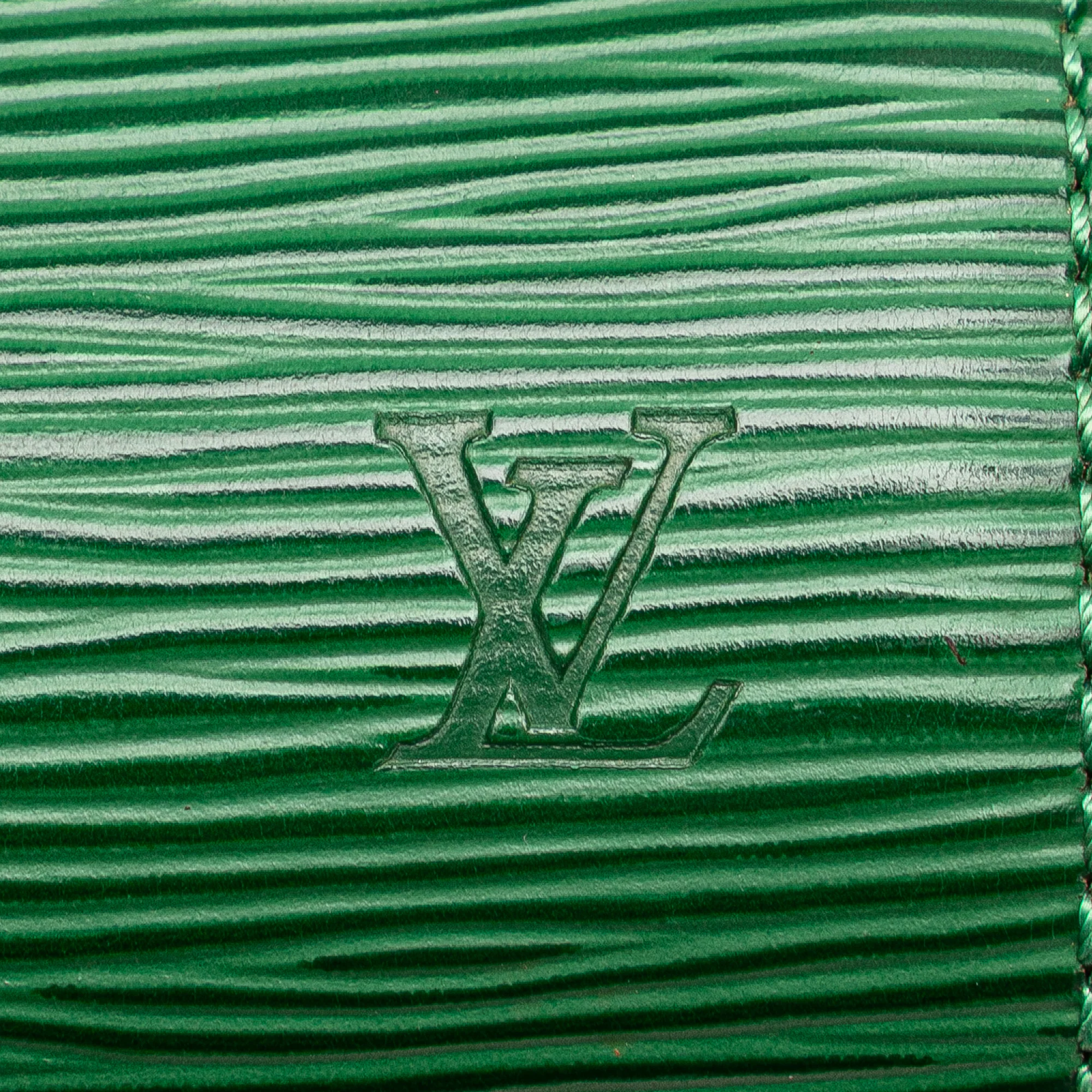 Louis Vuitton | Pre-Owned Epi Pochette Papillon | Green - Image 9