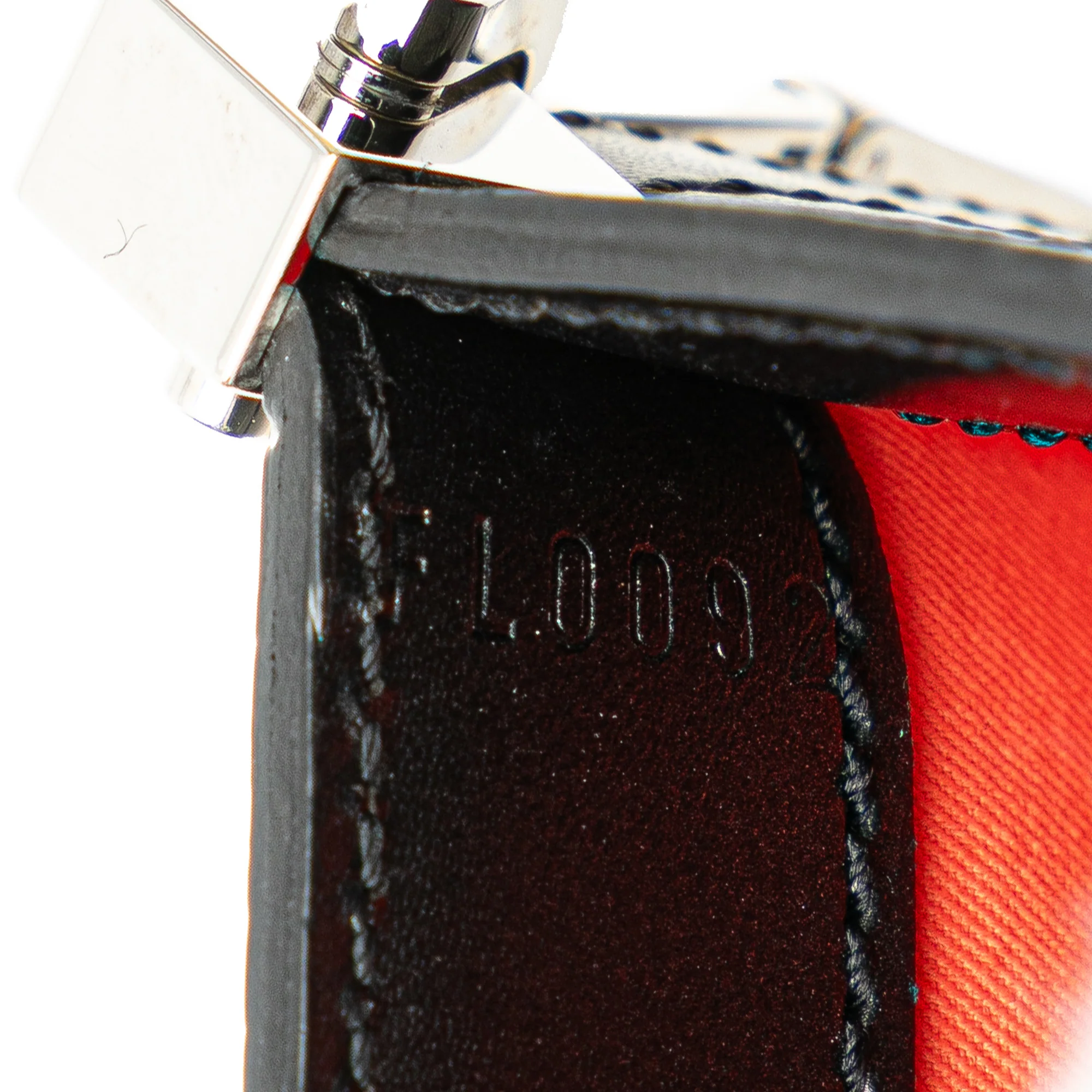 Louis Vuitton | Pre-Owned Epi Stretch Mojito | Black - Image 8