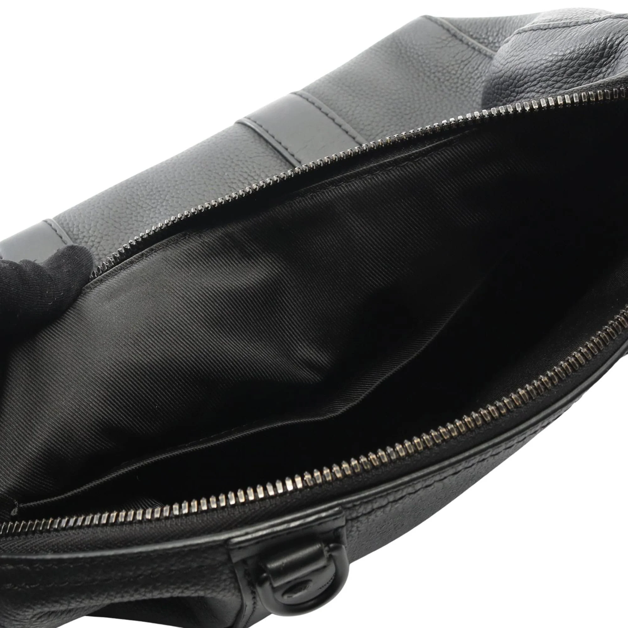 Louis Vuitton | Pre-Owned Grained Leather City Keepall | Black - Image 6