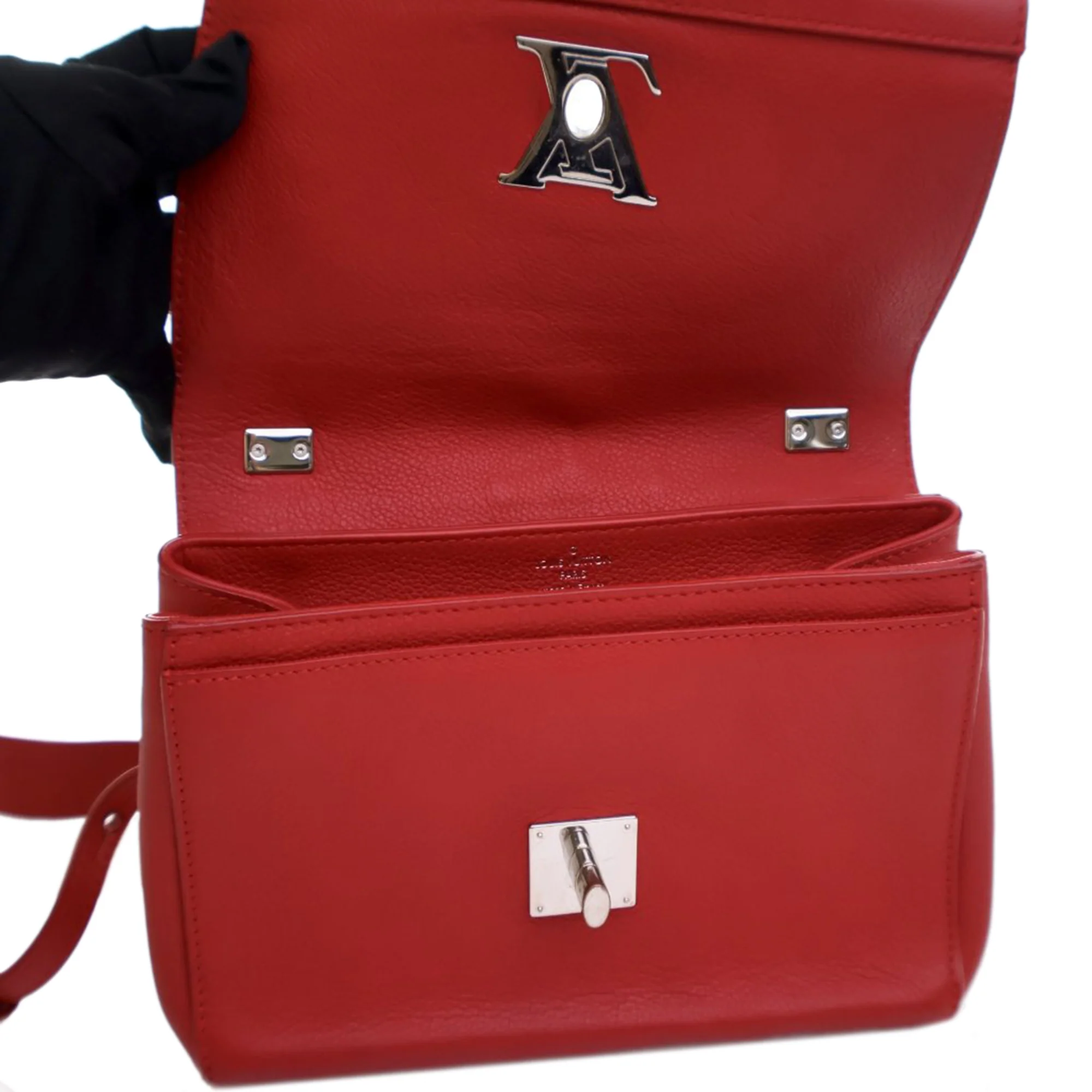 Louis Vuitton | Pre-Owned Leather Lockme II BB | Red - Image 8