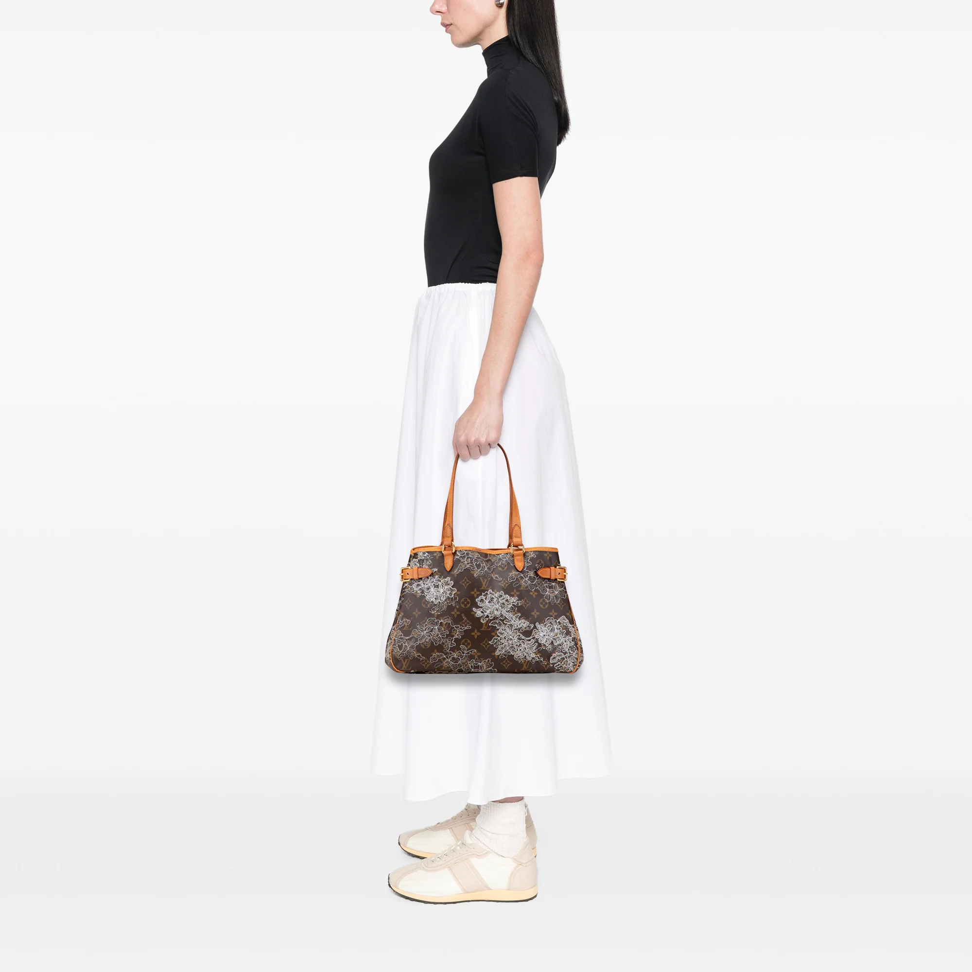 Louis Vuitton | Pre-Owned Monogram Dentelle Batignolles Horizontal | Brown - Image 3