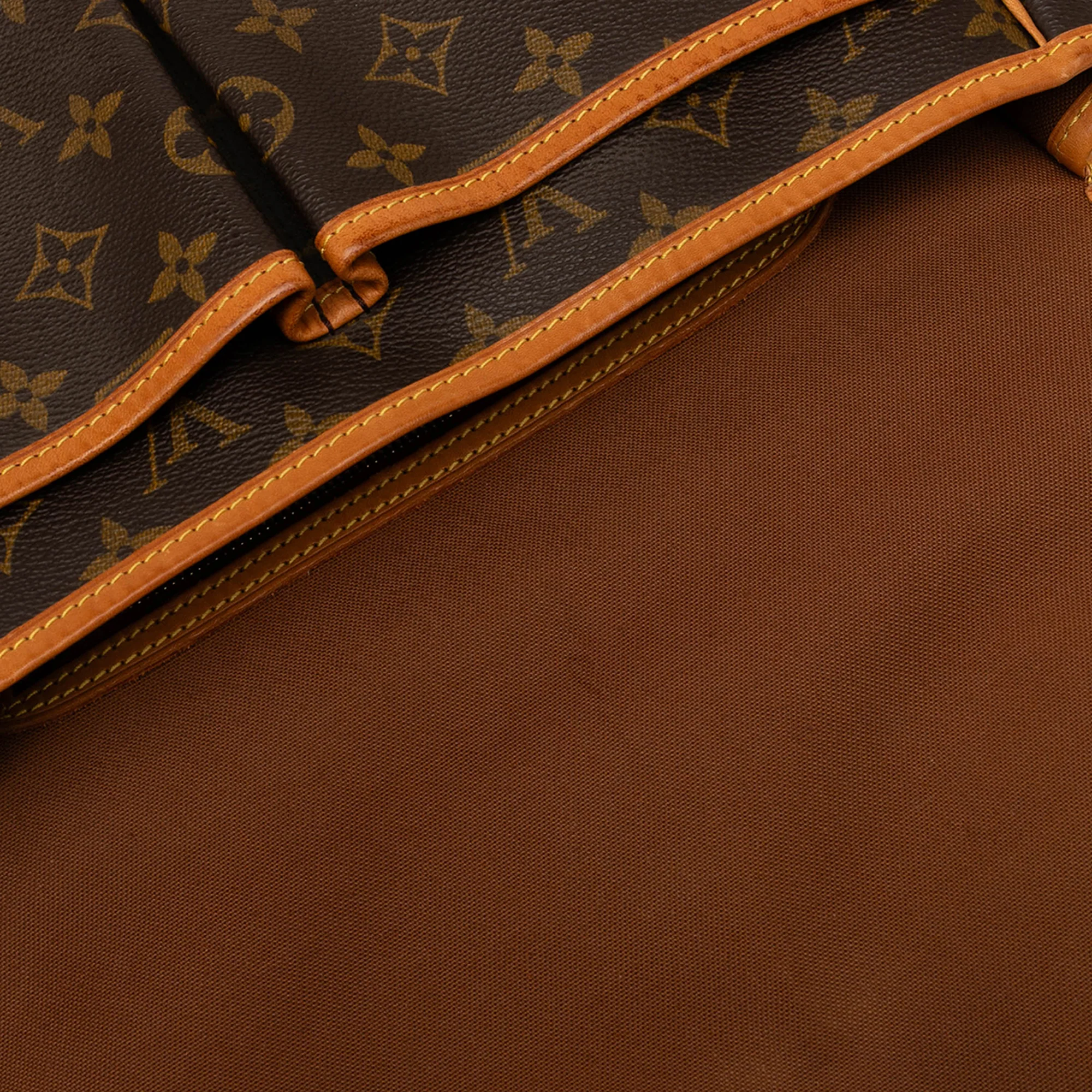Louis Vuitton | Pre-Owned Monogram Gibeciere MM | Brown - Image 7