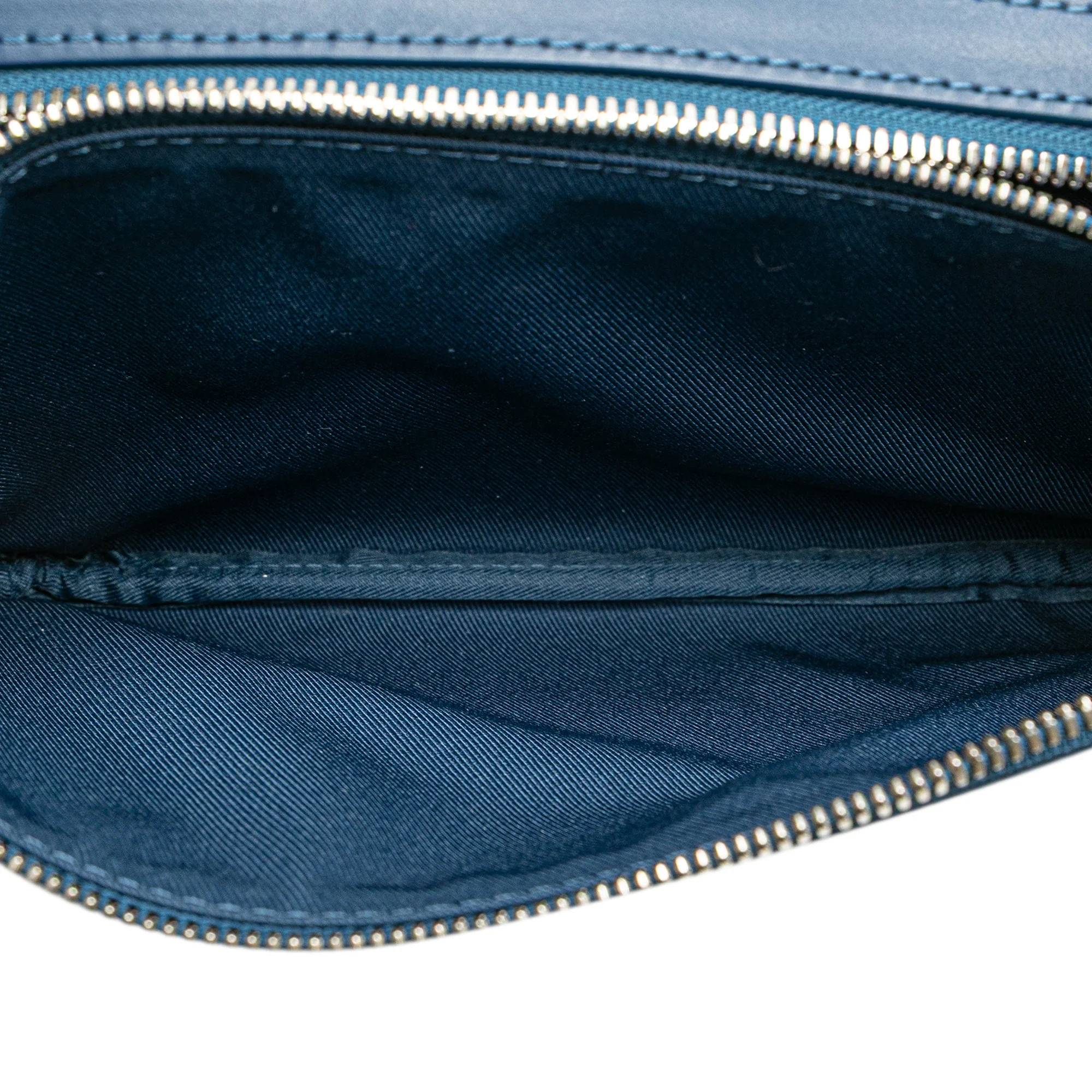 Louis Vuitton | Pre-Owned Monogram Gradient Trio Messenger | Blue/Navy - Image 7