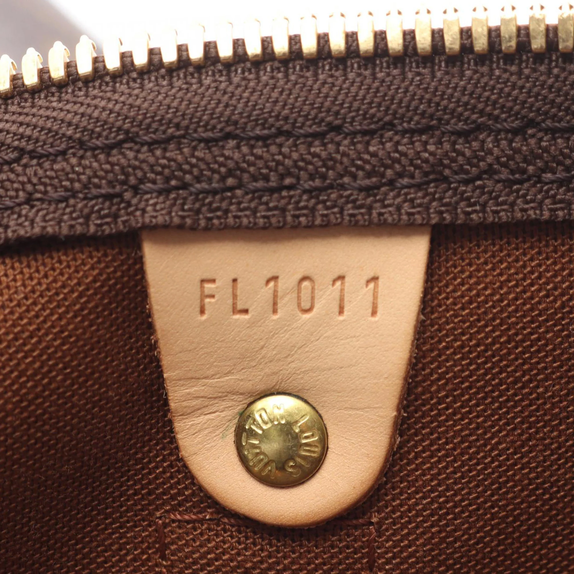 Louis Vuitton | Pre-Owned Monogram Keepall 55 - II | Brown - Image 9