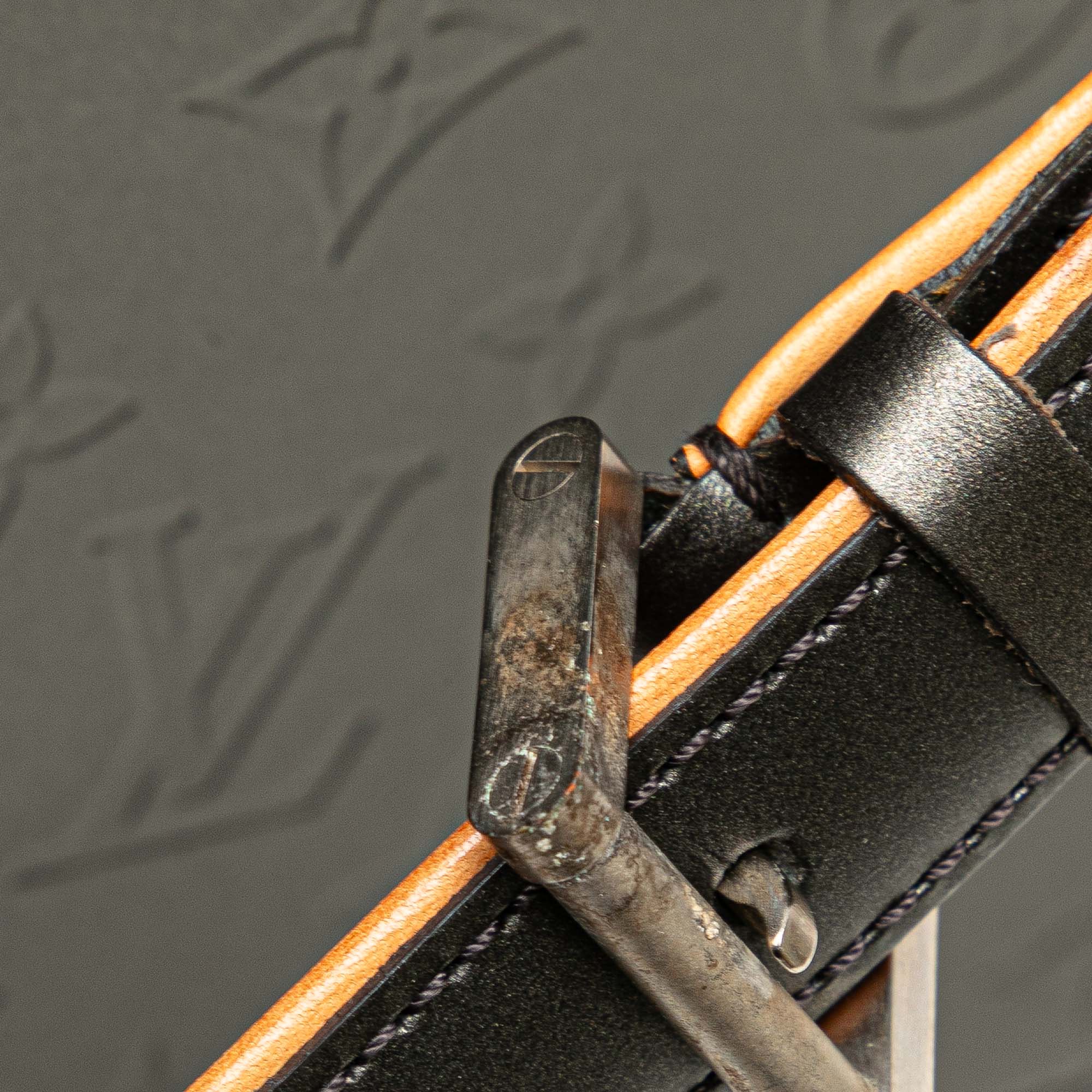 Louis Vuitton | Pre-Owned Monogram Mat Alston | Gray/Dark Gray - Image 9