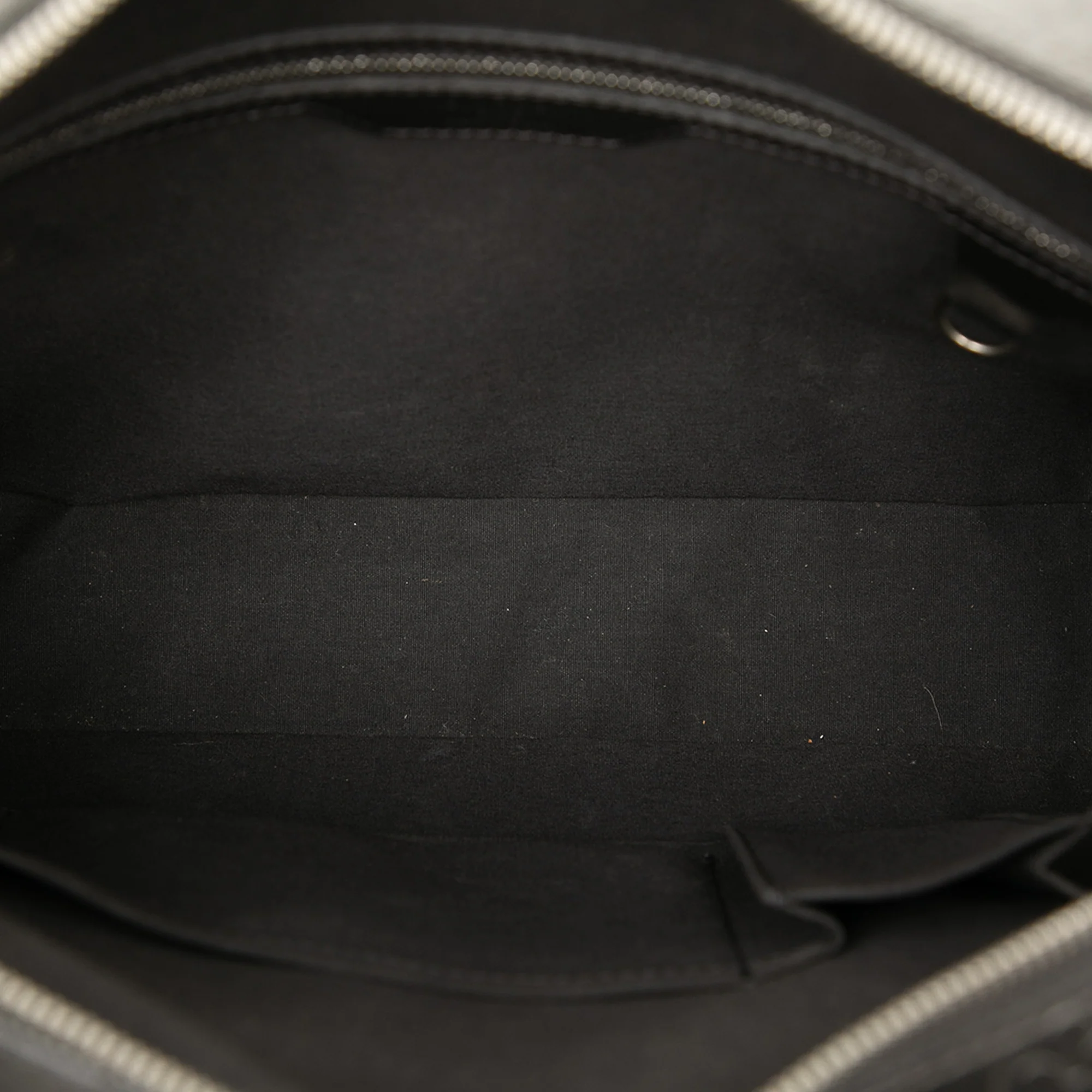 Louis Vuitton | Pre-Owned Monogram Mat Malden | Gray/Dark Gray - Image 4