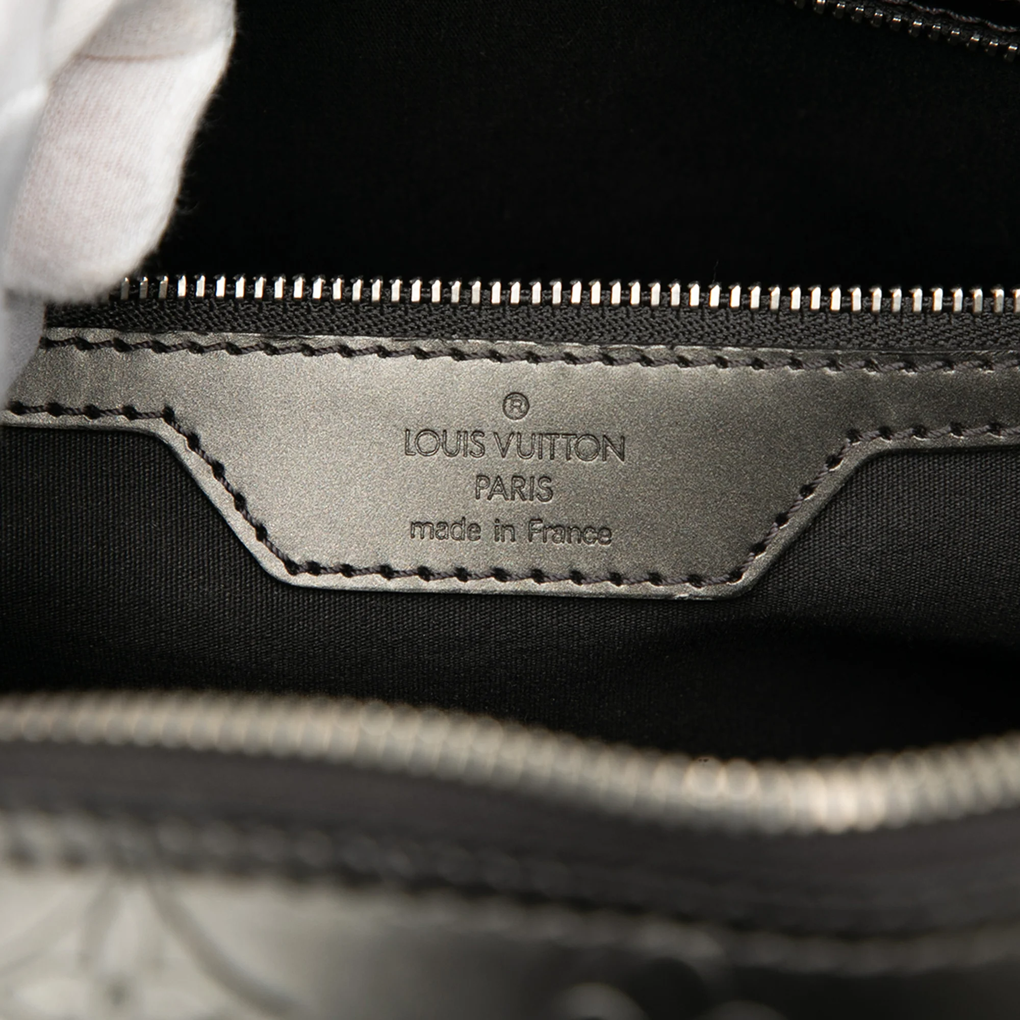 Louis Vuitton | Pre-Owned Monogram Mat Malden | Gray/Dark Gray - Image 5