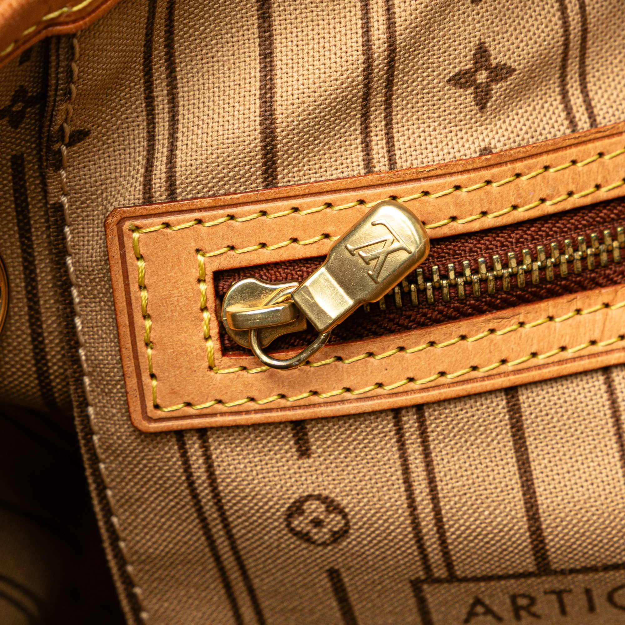 Louis Vuitton | Pre-Owned Monogram Neverfull PM - II | Brown - Image 9