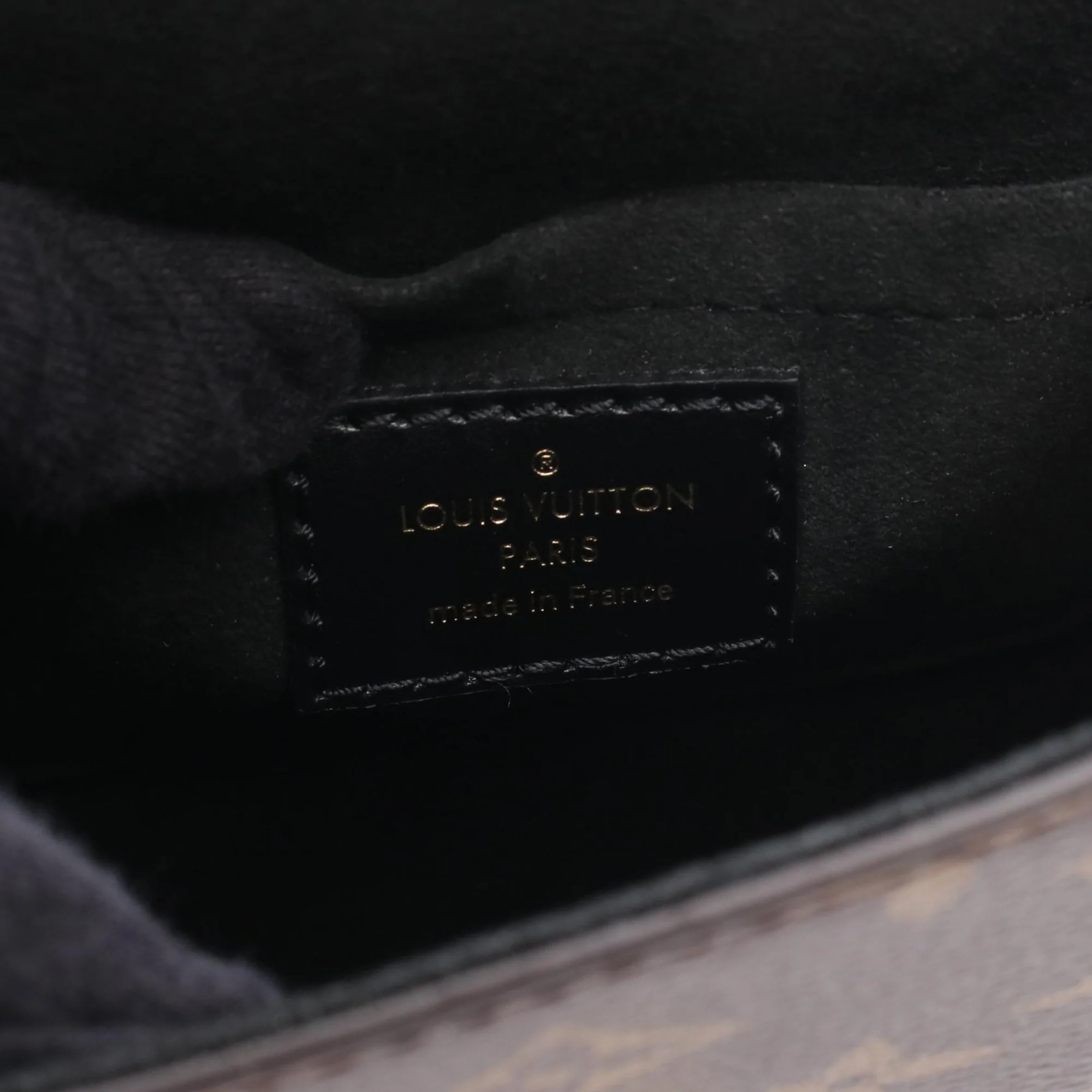 Louis Vuitton | Pre-Owned Monogram Reverse Camera Box | Brown - Image 4