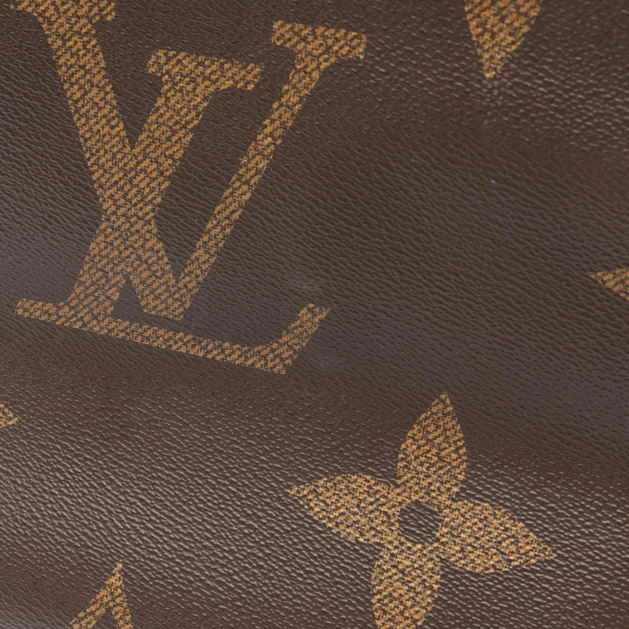 Louis Vuitton | Pre-Owned Monogram Reverse Giant OnTheGo GM - III | Brown - Image 11