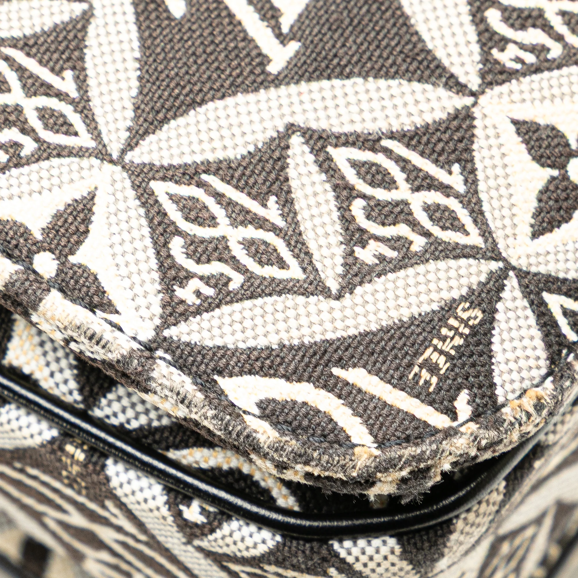 Louis Vuitton | Pre-Owned Since 1854 Pochette Metis | Black - Image 2
