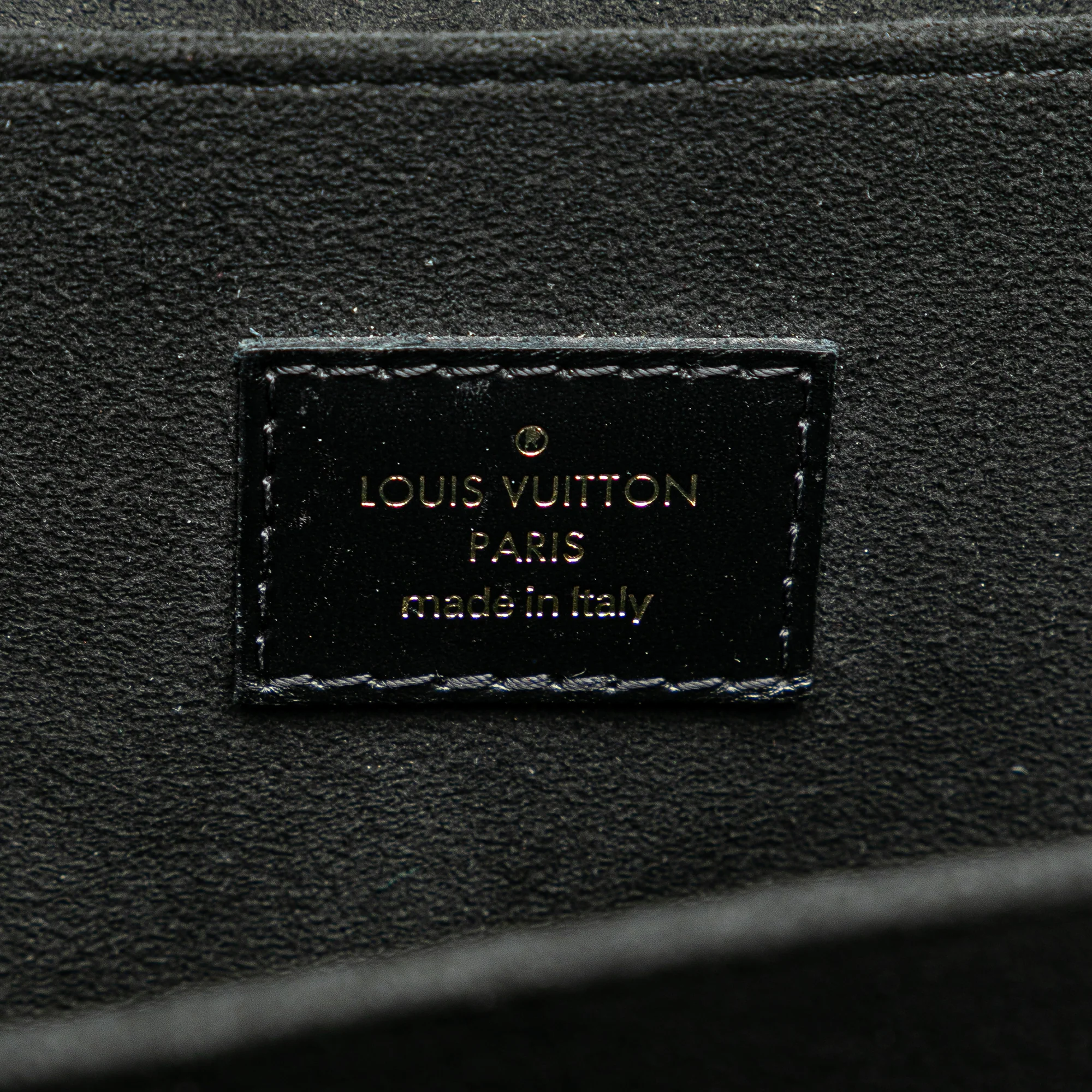 Louis Vuitton | Pre-Owned Since 1854 Pochette Metis | Black - Image 8