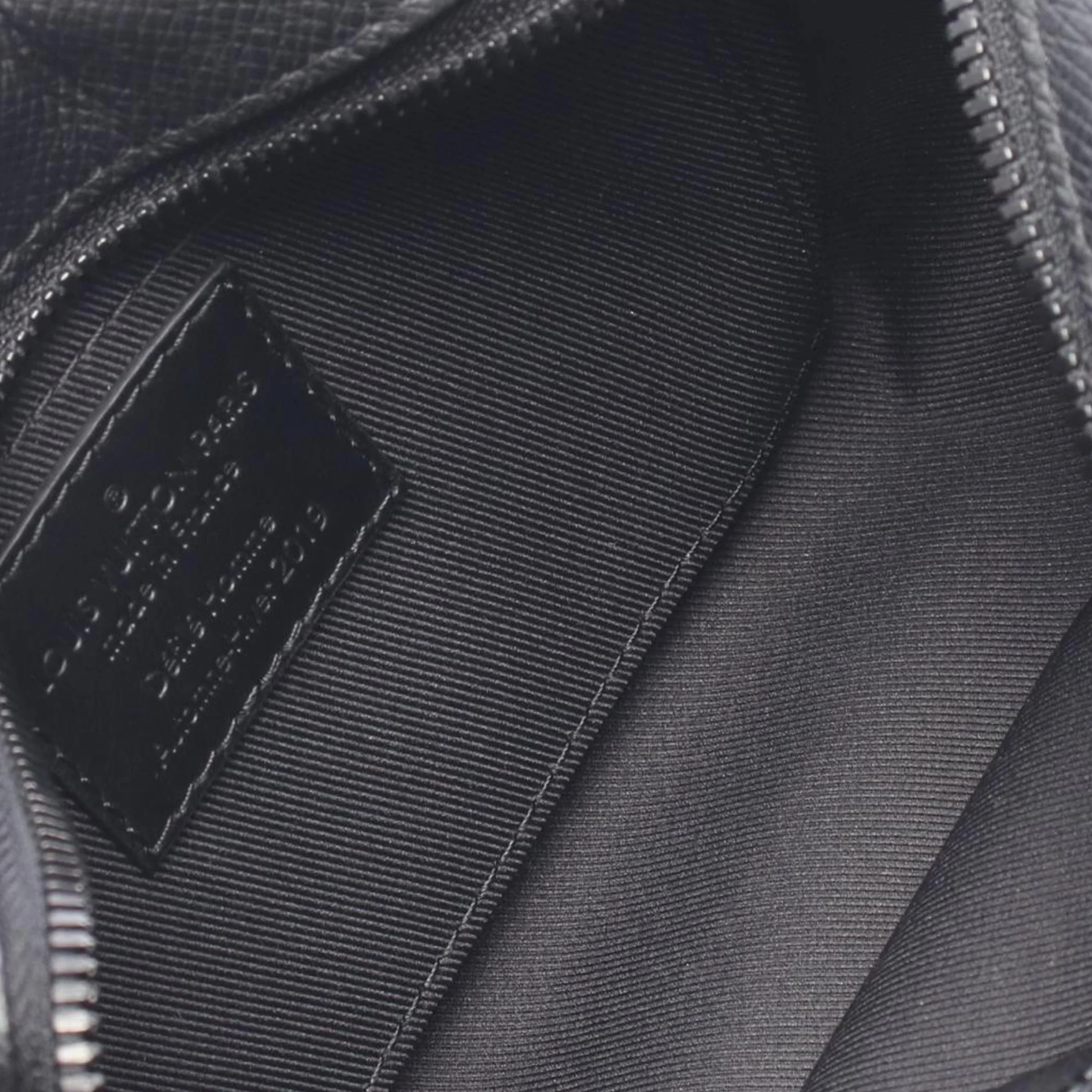 Louis Vuitton | Pre-Owned Taiga Rainbow Soft Trunk - II | Black - Image 3