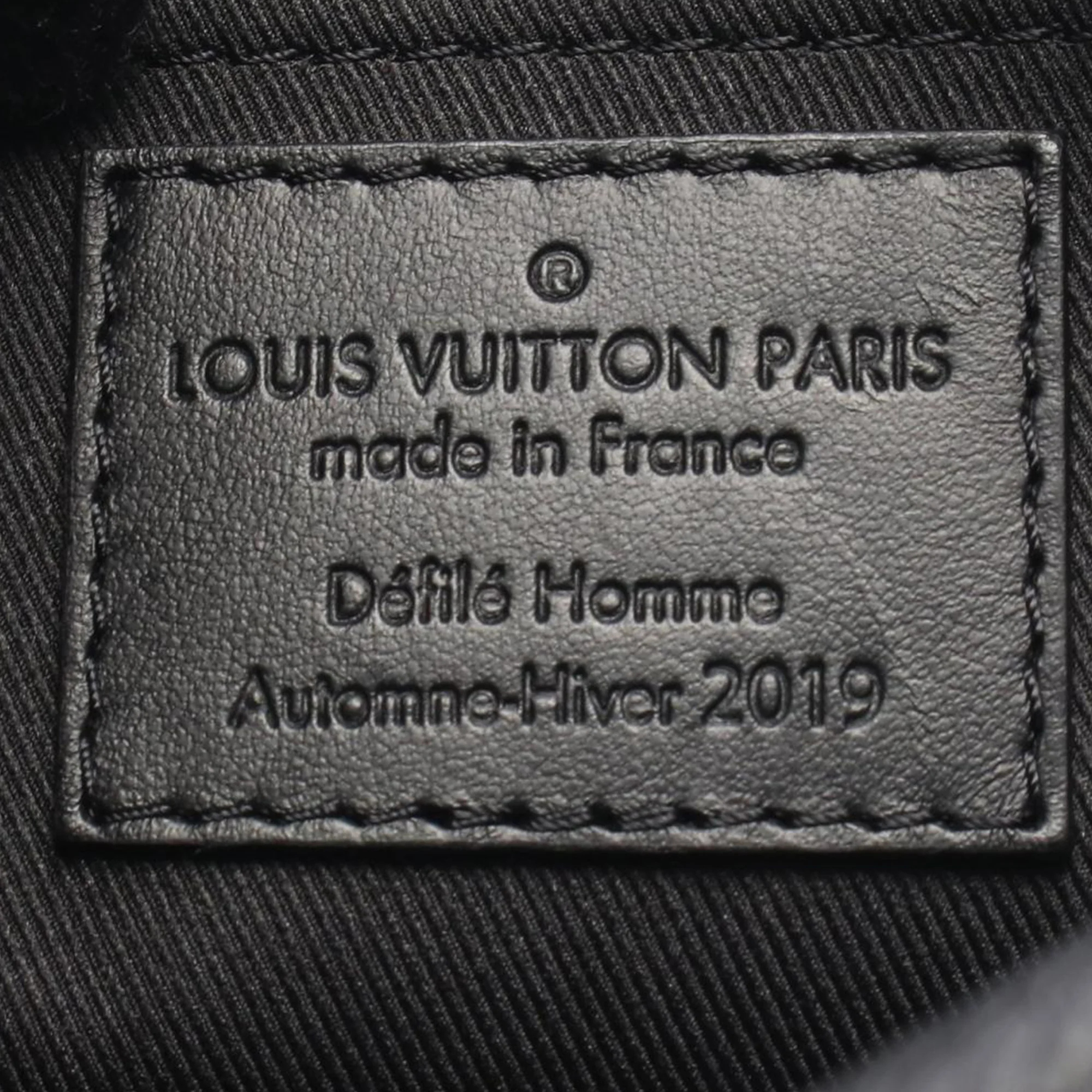 Louis Vuitton | Pre-Owned Taiga Rainbow Soft Trunk - II | Black - Image 4