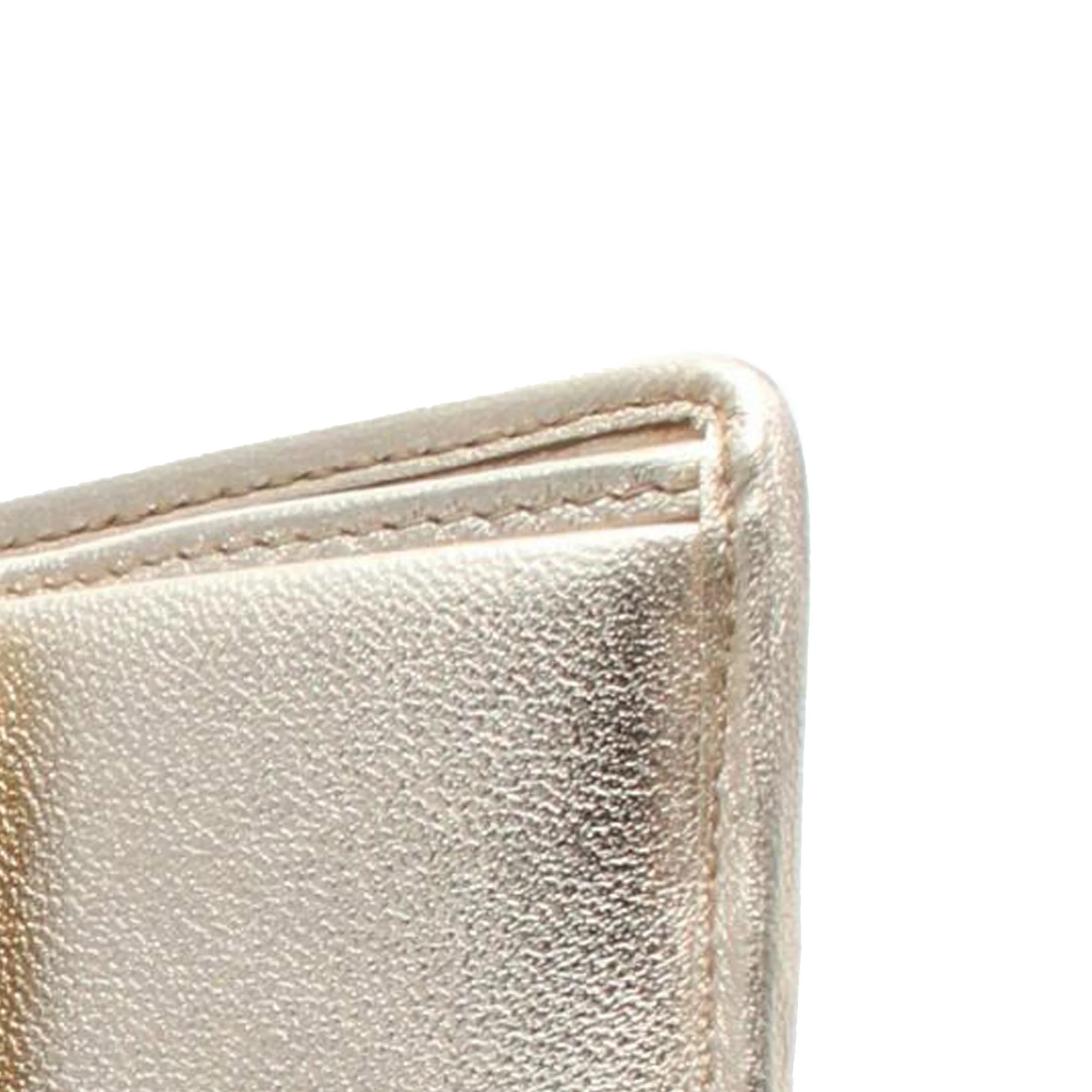 Miu Miu | Pre-Owned Metallic Matelasse Wallet | Gold - Image 2