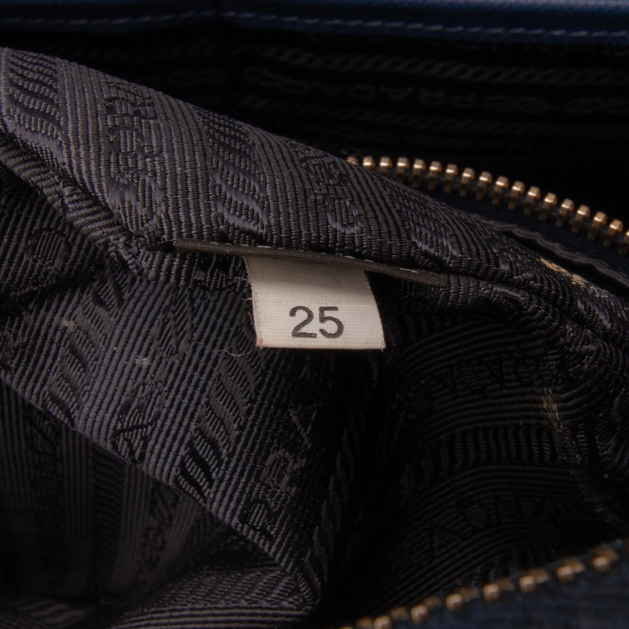 Prada | Pre-Owned Large Saffiano Lux Galleria Double Zip Tote | Blue - Image 11
