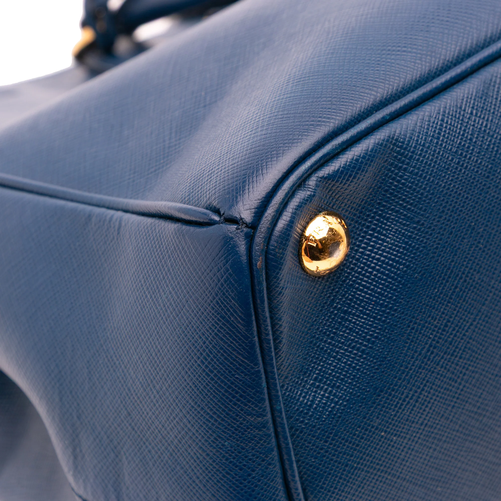 Prada | Pre-Owned Large Saffiano Lux Galleria Double Zip Tote | Blue - Image 2