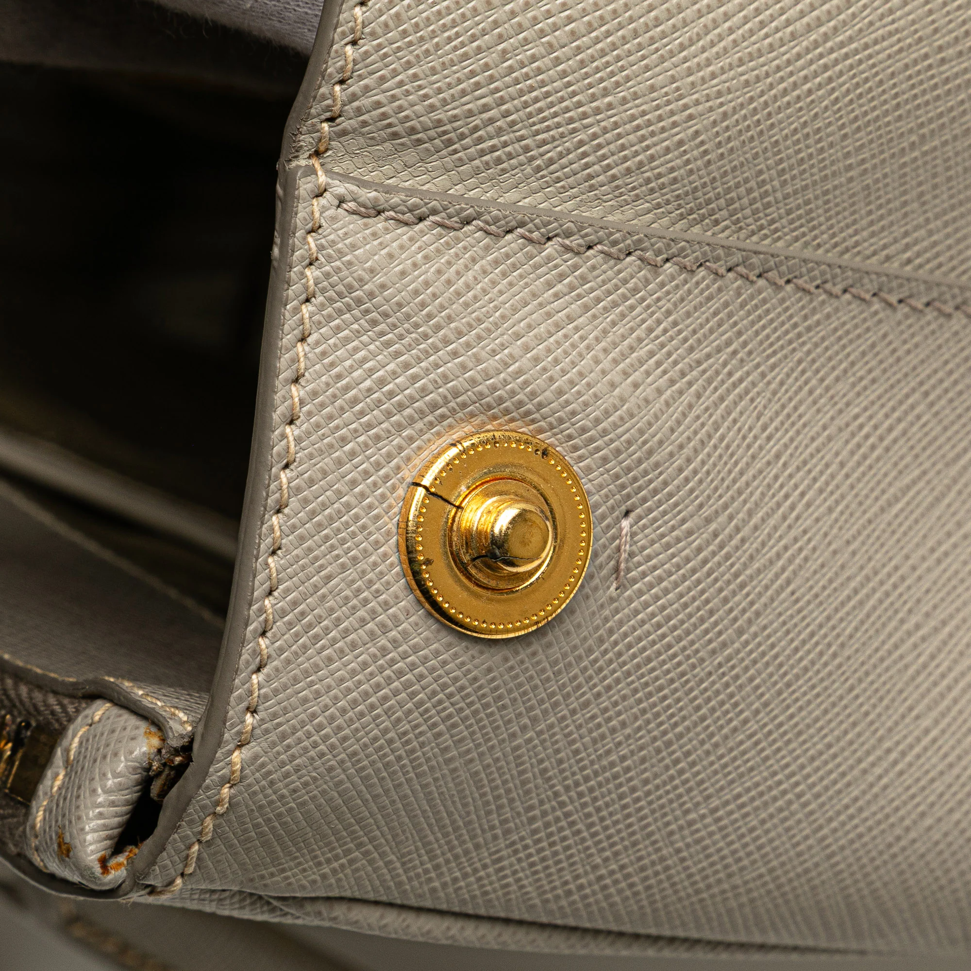 Prada | Pre-Owned Medium Saffiano Lux Galleria Double Zip Satchel | Gray/Light Gray - Image 10