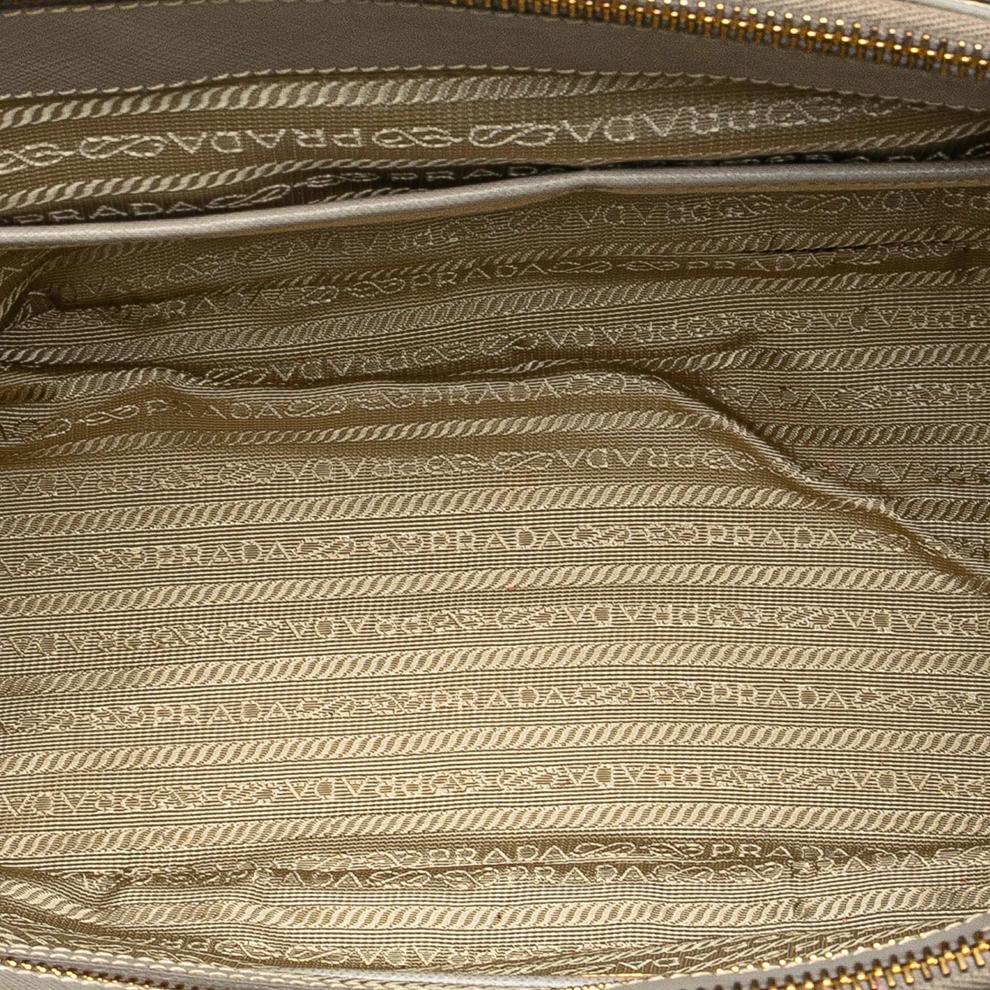 Prada | Pre-Owned Medium Saffiano Lux Galleria Double Zip Satchel | Gray/Light Gray - Image 5