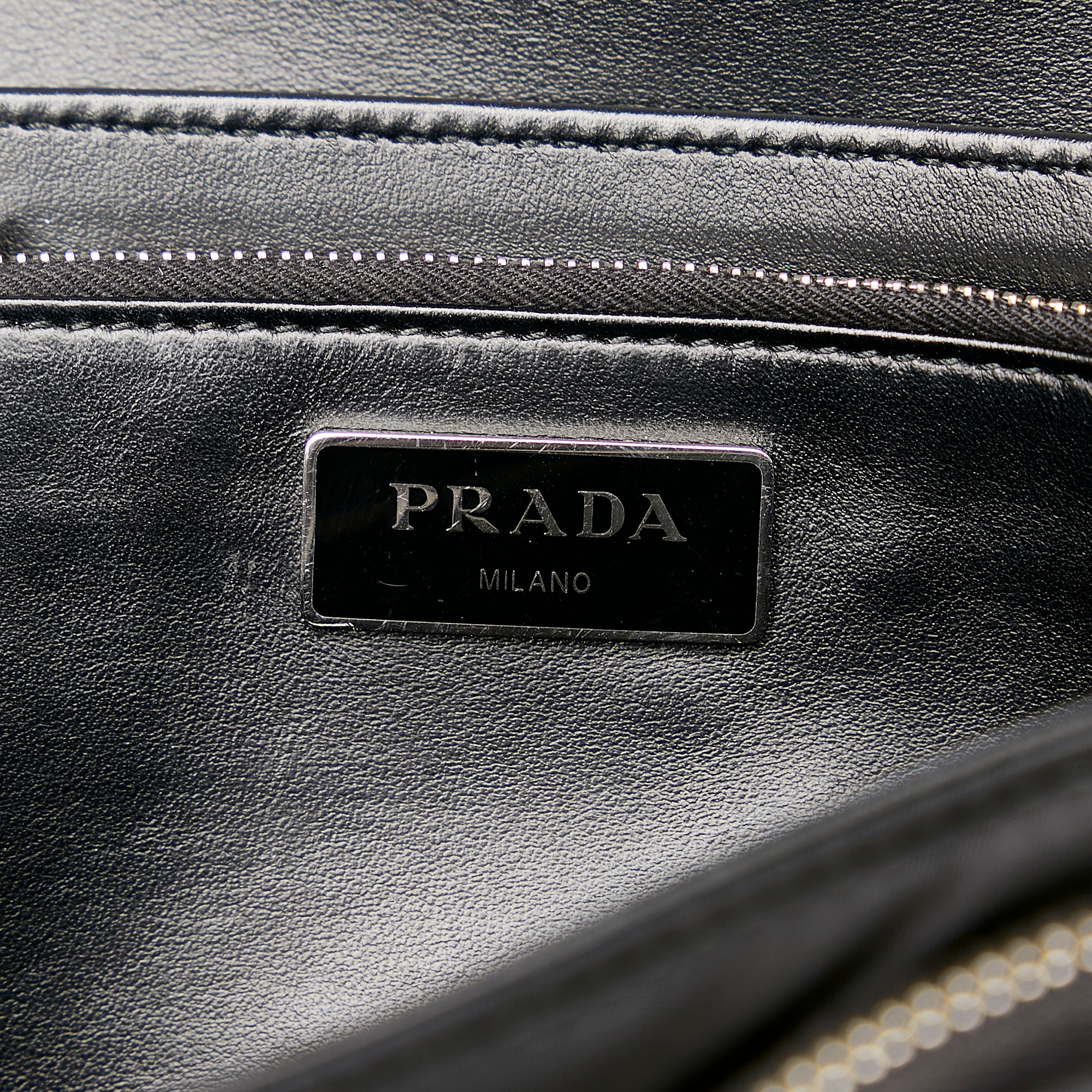 Prada | Pre-Owned Re-Nylon & Spazzolato Pocket Crossbody | Black - Image 17