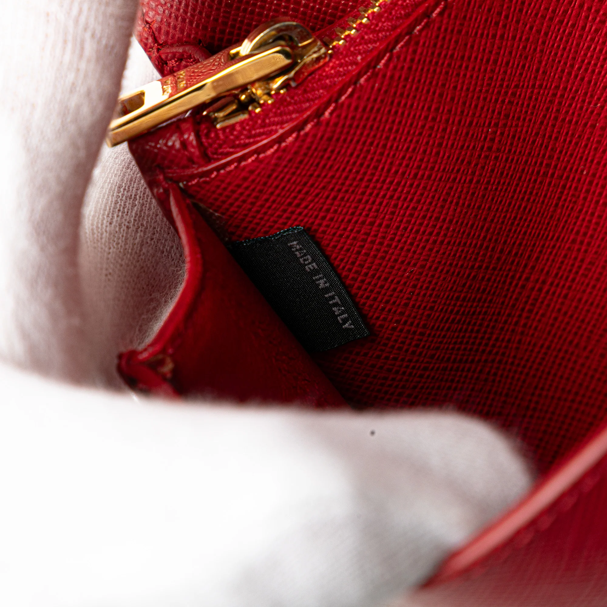 Prada | Pre-Owned Saffiano Lux Bow Wallet On Strap | Red - Image 14