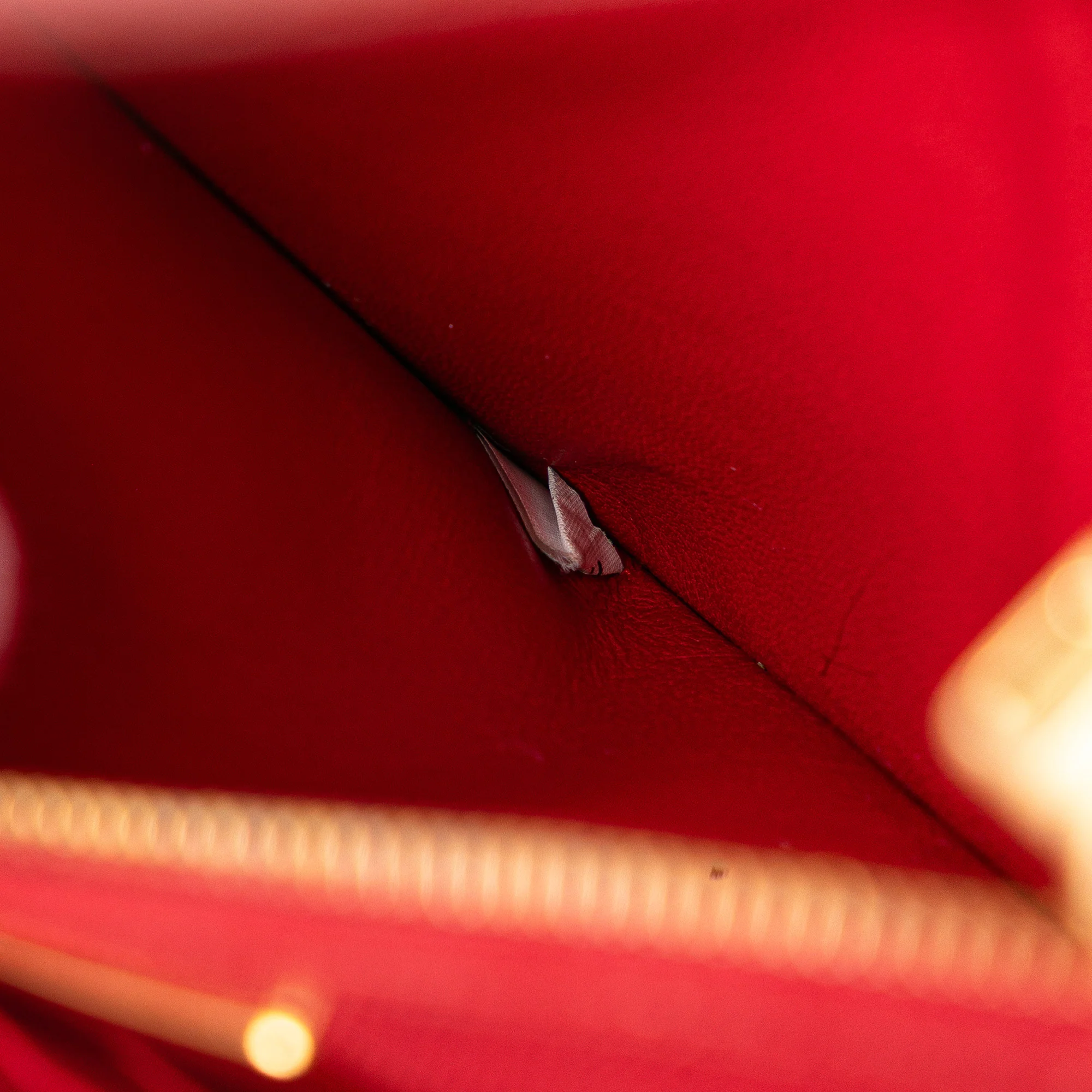 Prada | Pre-Owned Saffiano Lux Bow Wallet On Strap | Red - Image 15