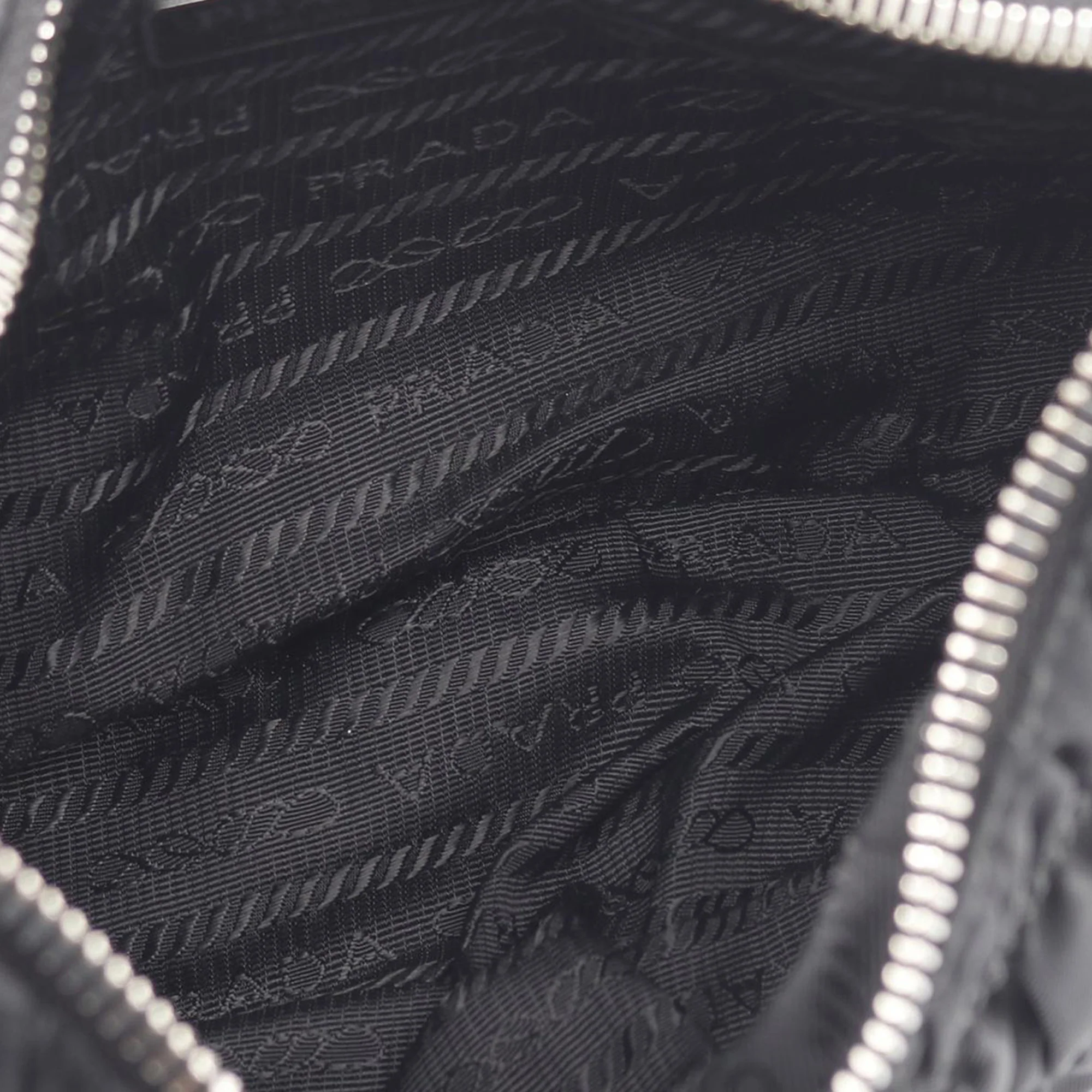 Prada | Pre-Owned Tessuto Gaufre Re Edition Shoulder Bag | Black - Image 3
