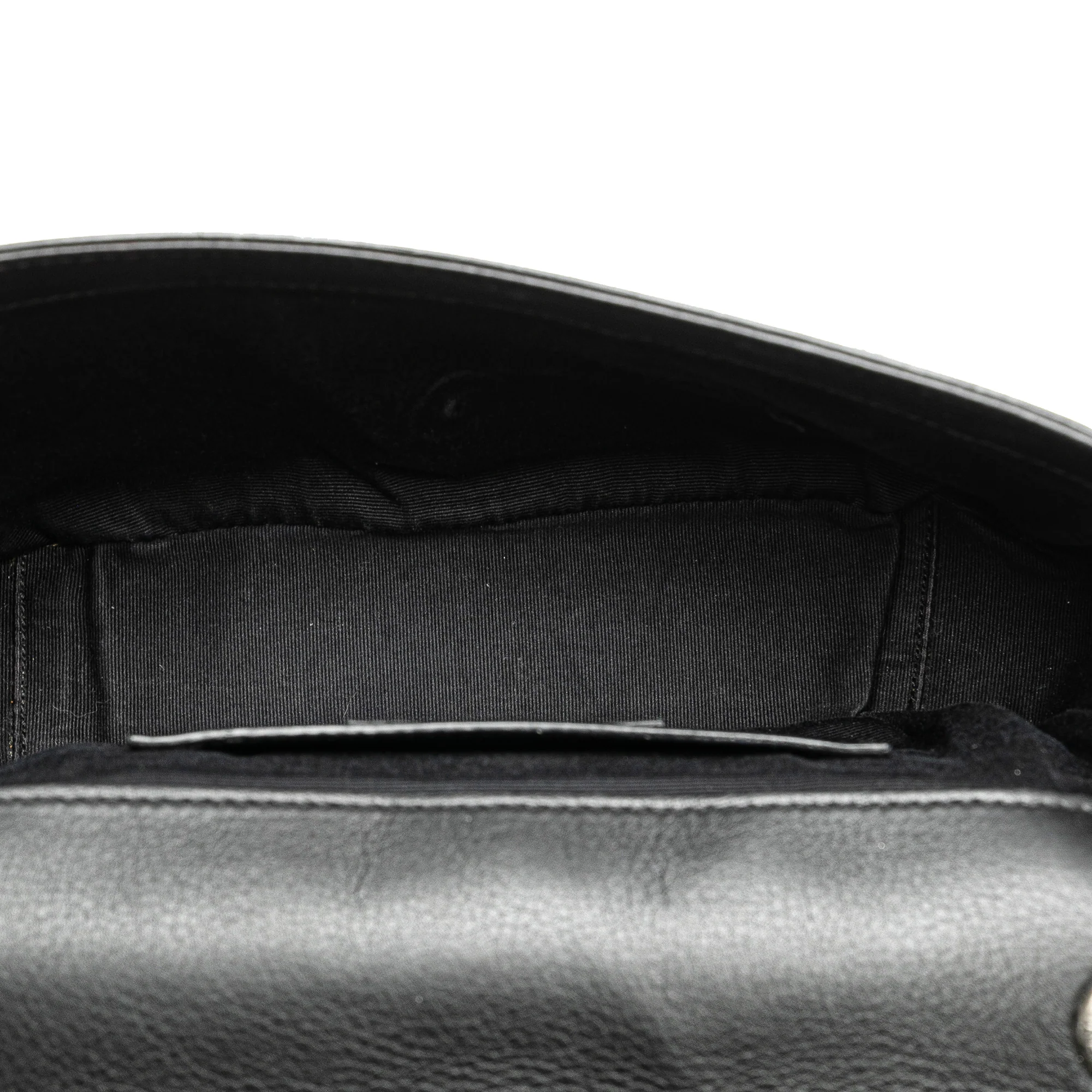 Saint Laurent | Pre-Owned Medium Monogram Heart Patchwork Chain Wallet | Black - Image 7