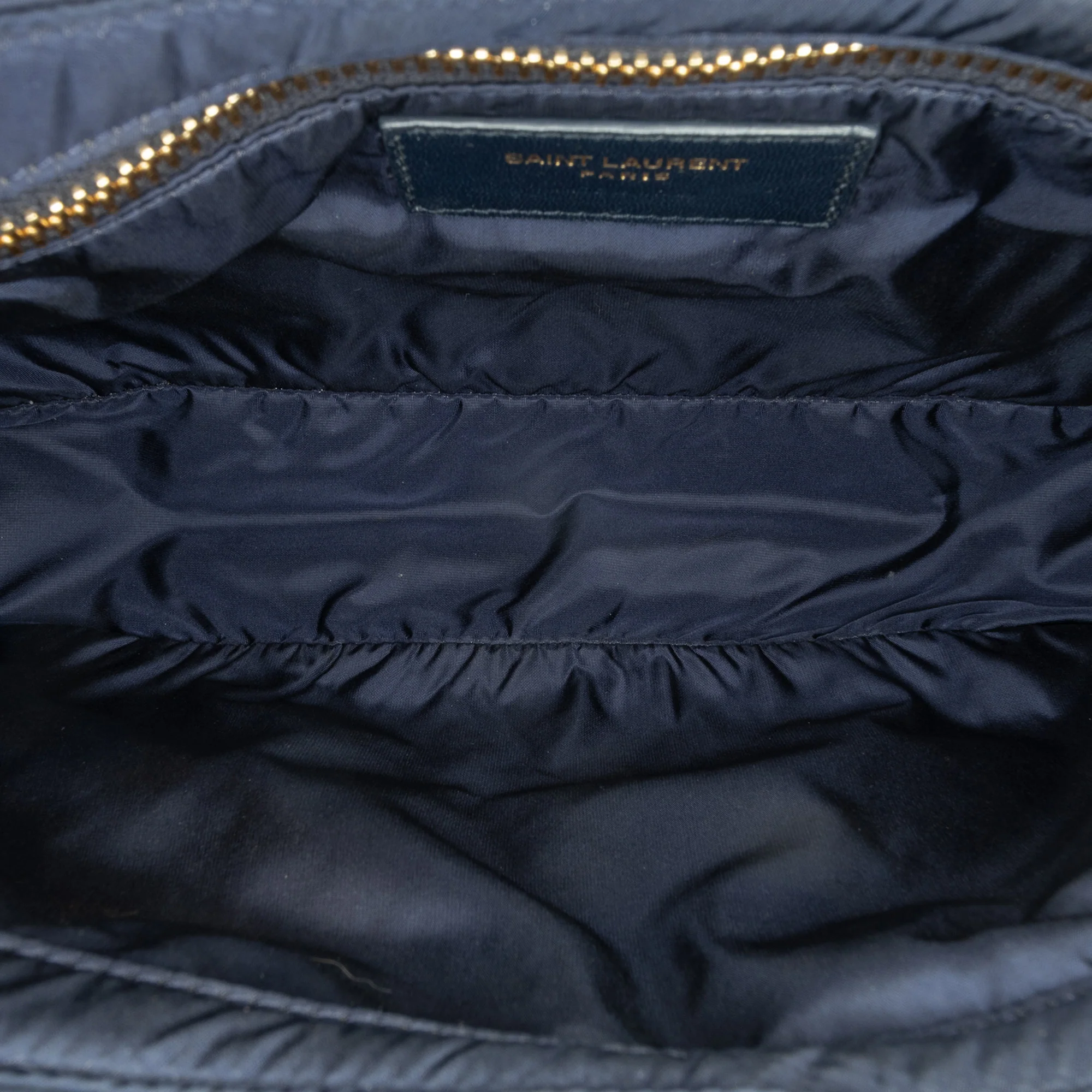 Saint Laurent | Pre-Owned Nylon Le 5 a 7 | Blue/Navy - Image 4